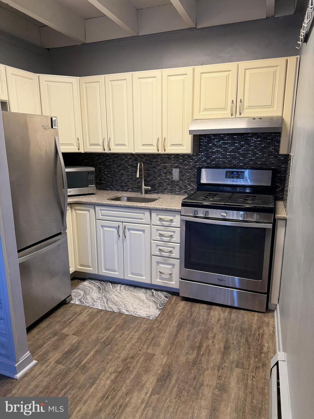 Photo of 100 E Glenolden Avenue #R-12, GLENOLDEN, PA 19036 (MLS # PADE2106192)