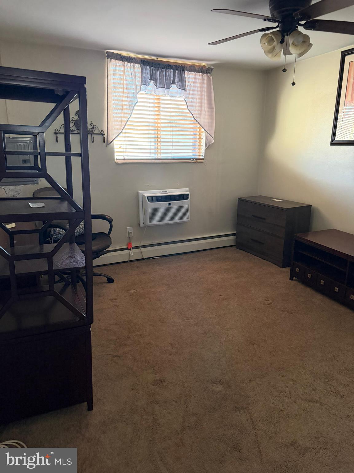 CONTEMPORARY VLG - Residential