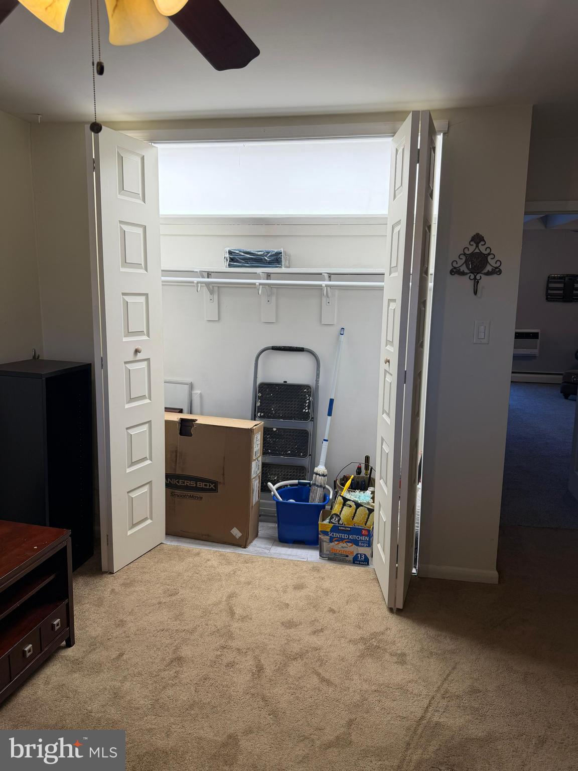 CONTEMPORARY VLG - Residential