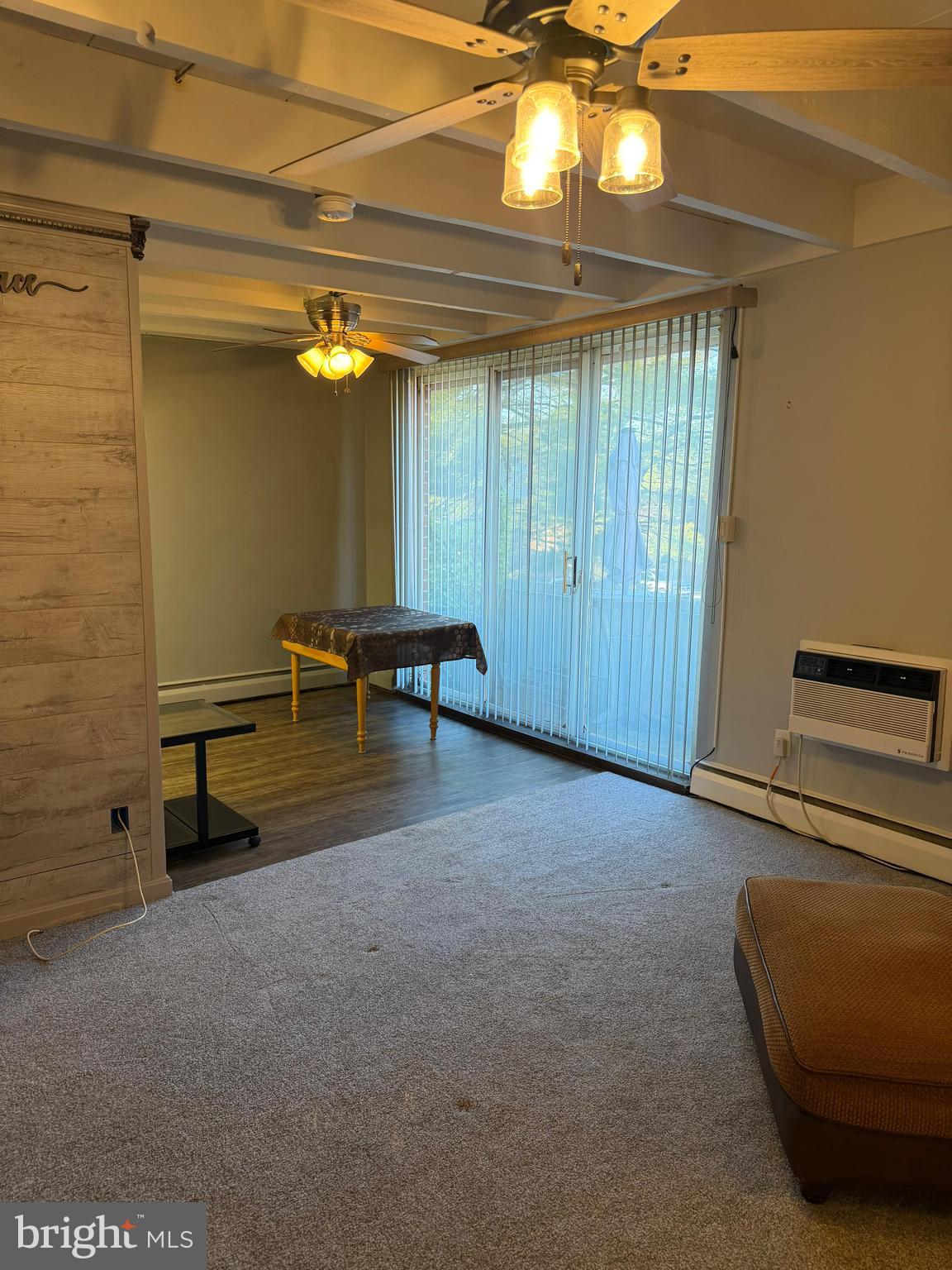 CONTEMPORARY VLG - Residential