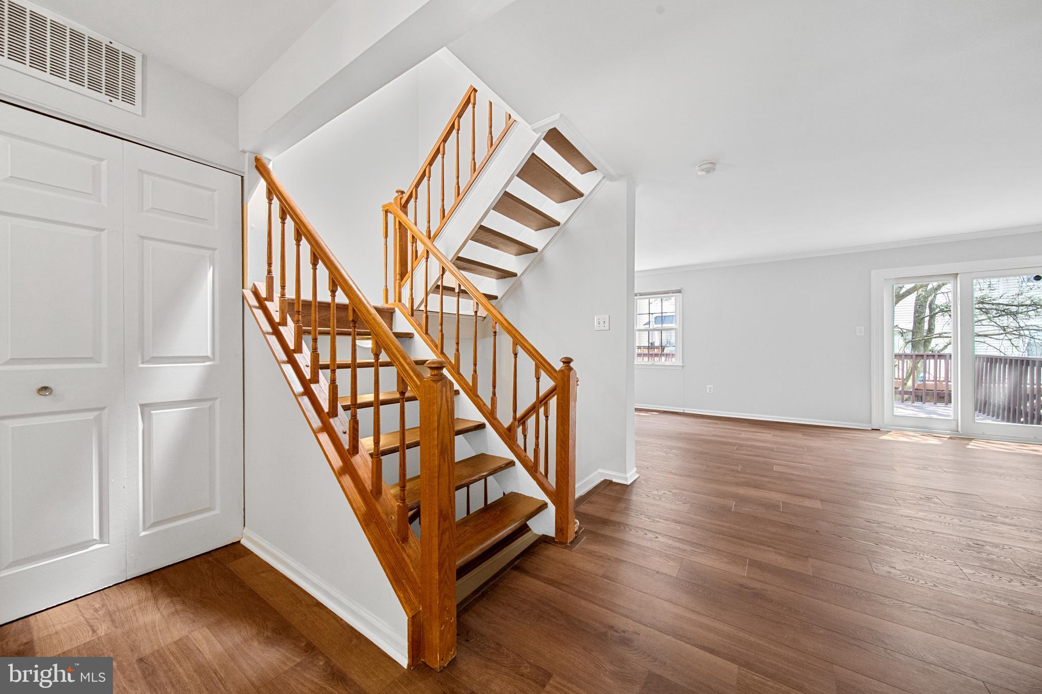 6105 HERON POND COURT