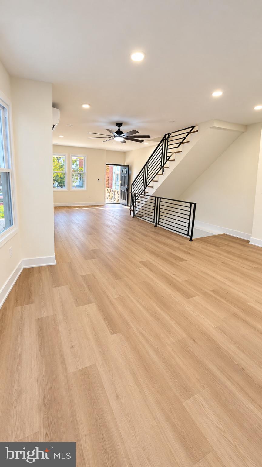 604 E LOCUST AVENUE