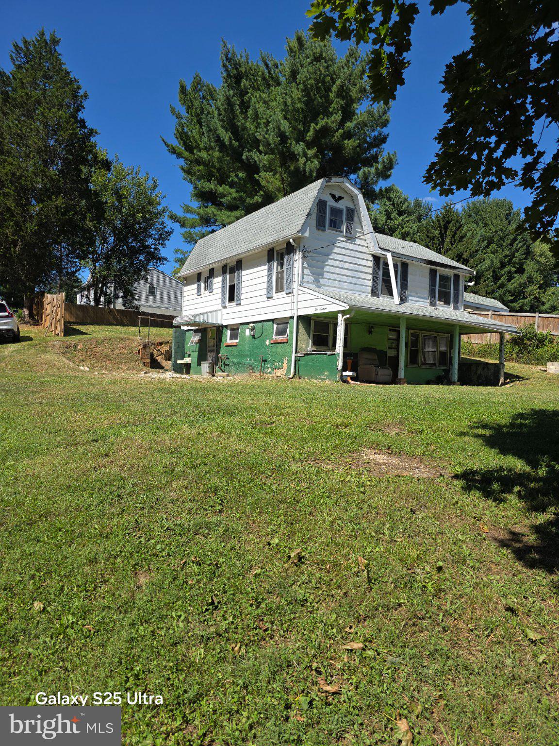 216 GWYNNBROOK AVENUE