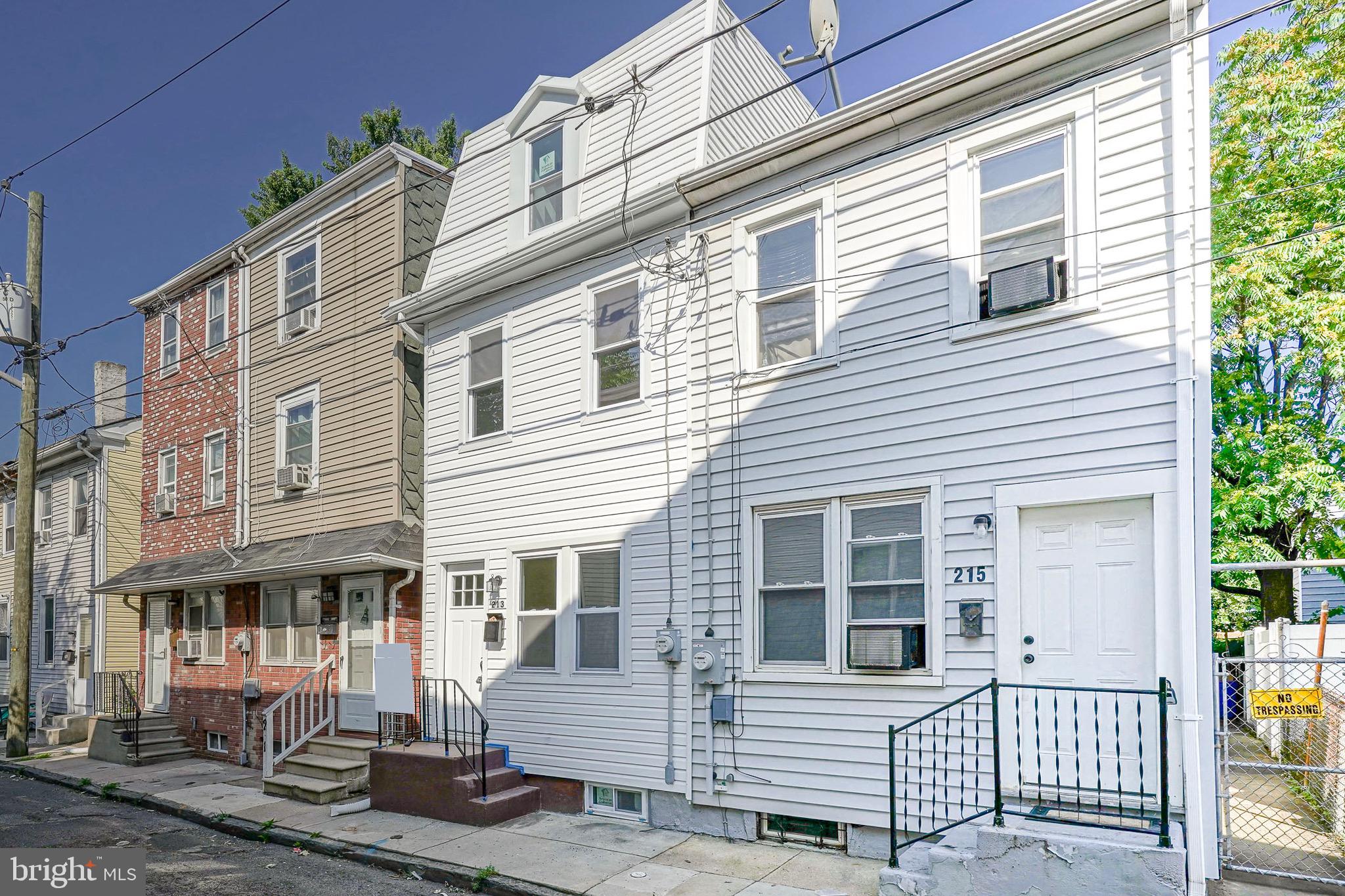 213 N WILLOW STREET
