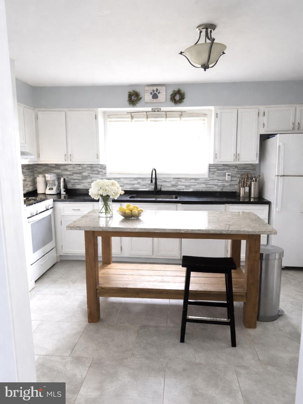 Photo of 2941 Keenwood Road, NORRISTOWN, PA 19403 (MLS # PAMC2168790)