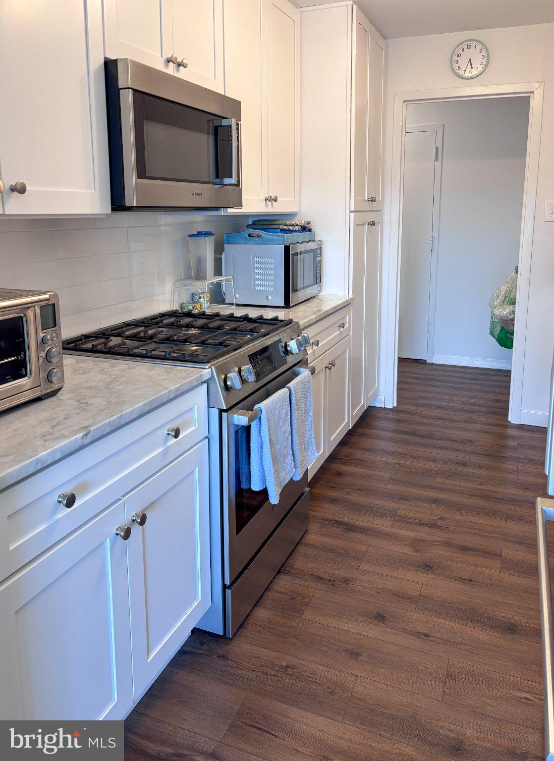 2401 PENNSYLVANIA AVENUE 1011