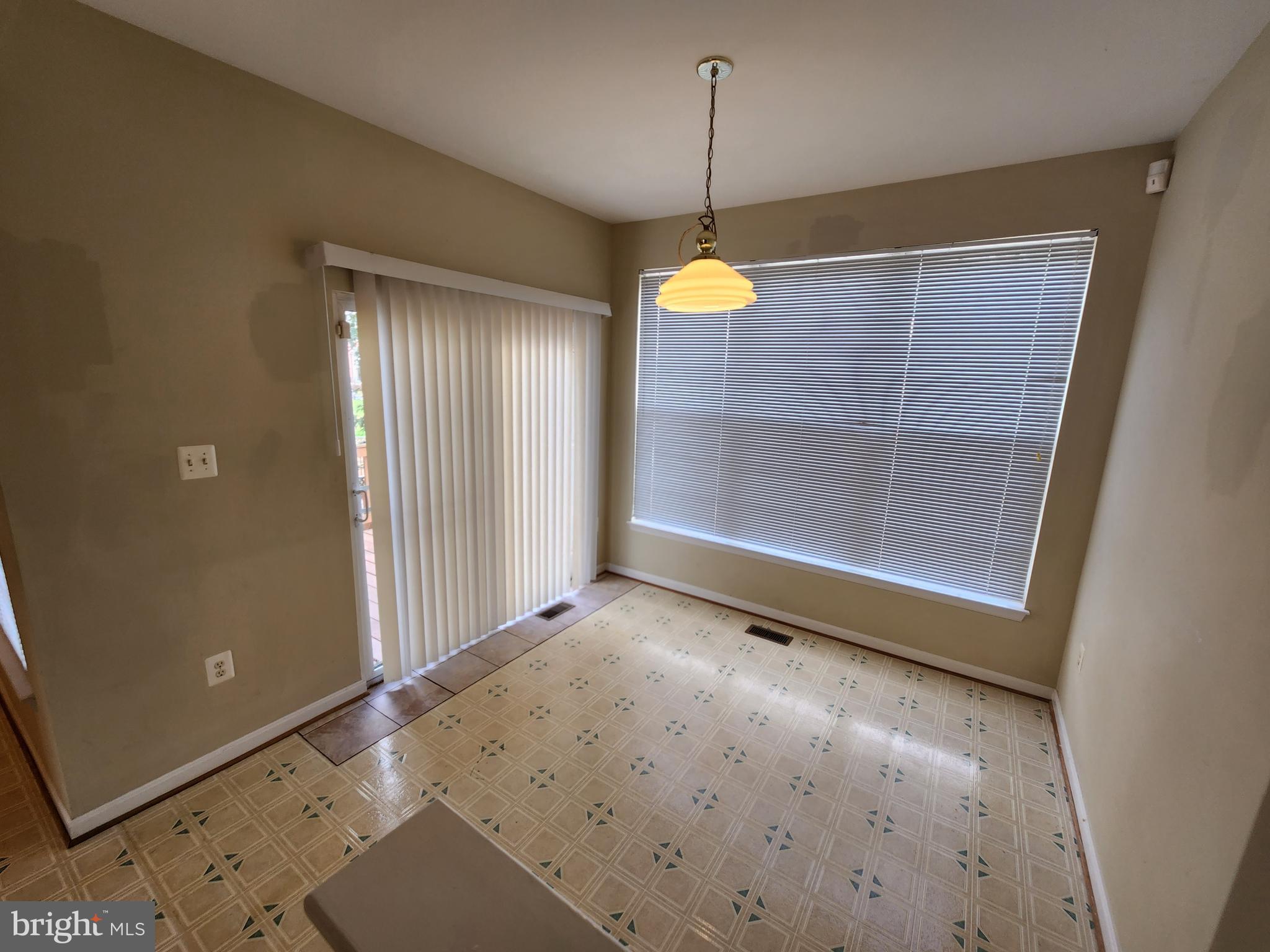 NORTH CROSSING - Residential