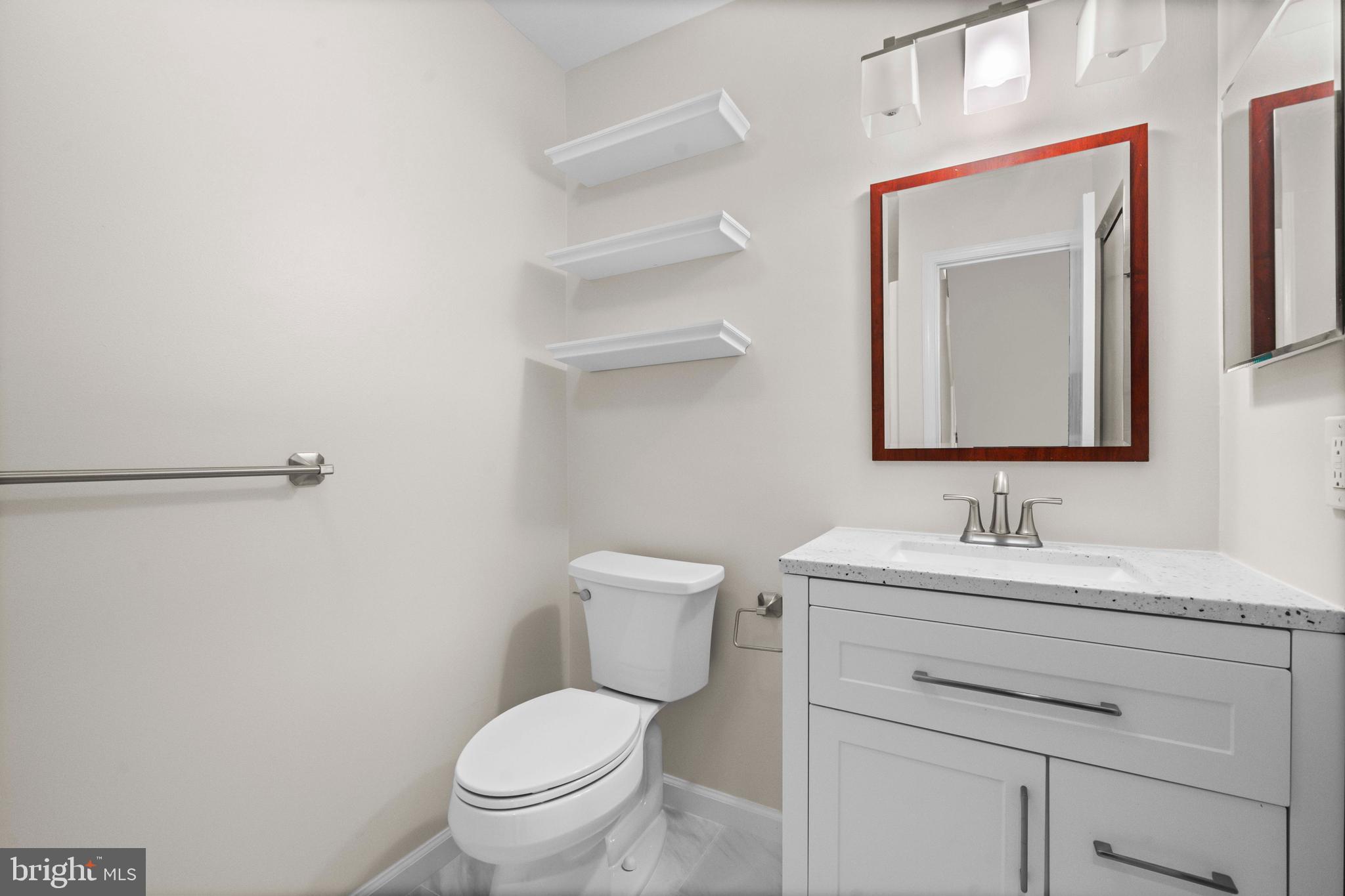 VERNON CORNER - Residential