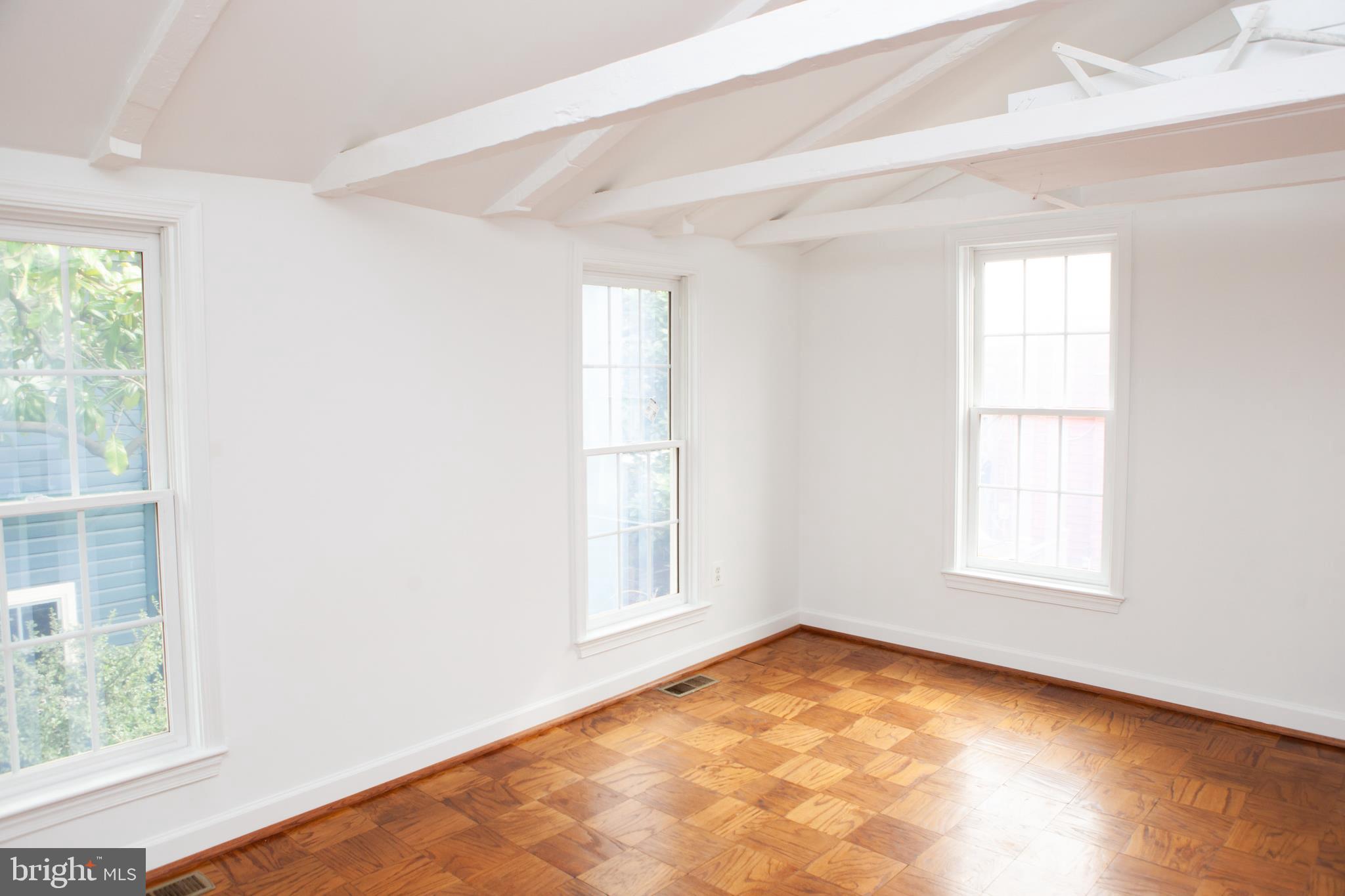 ALEXANDRIA - Residential Lease