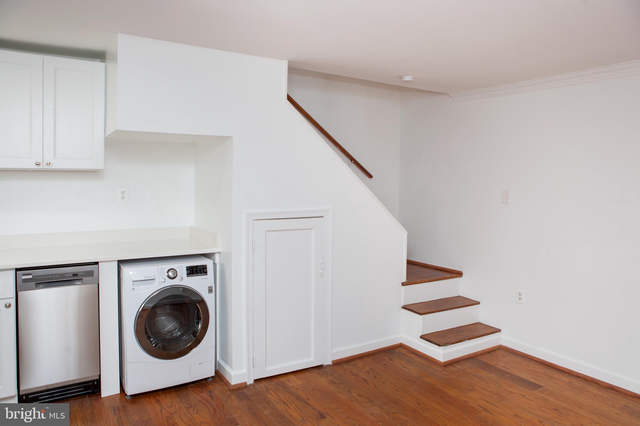 ALEXANDRIA - Residential Lease