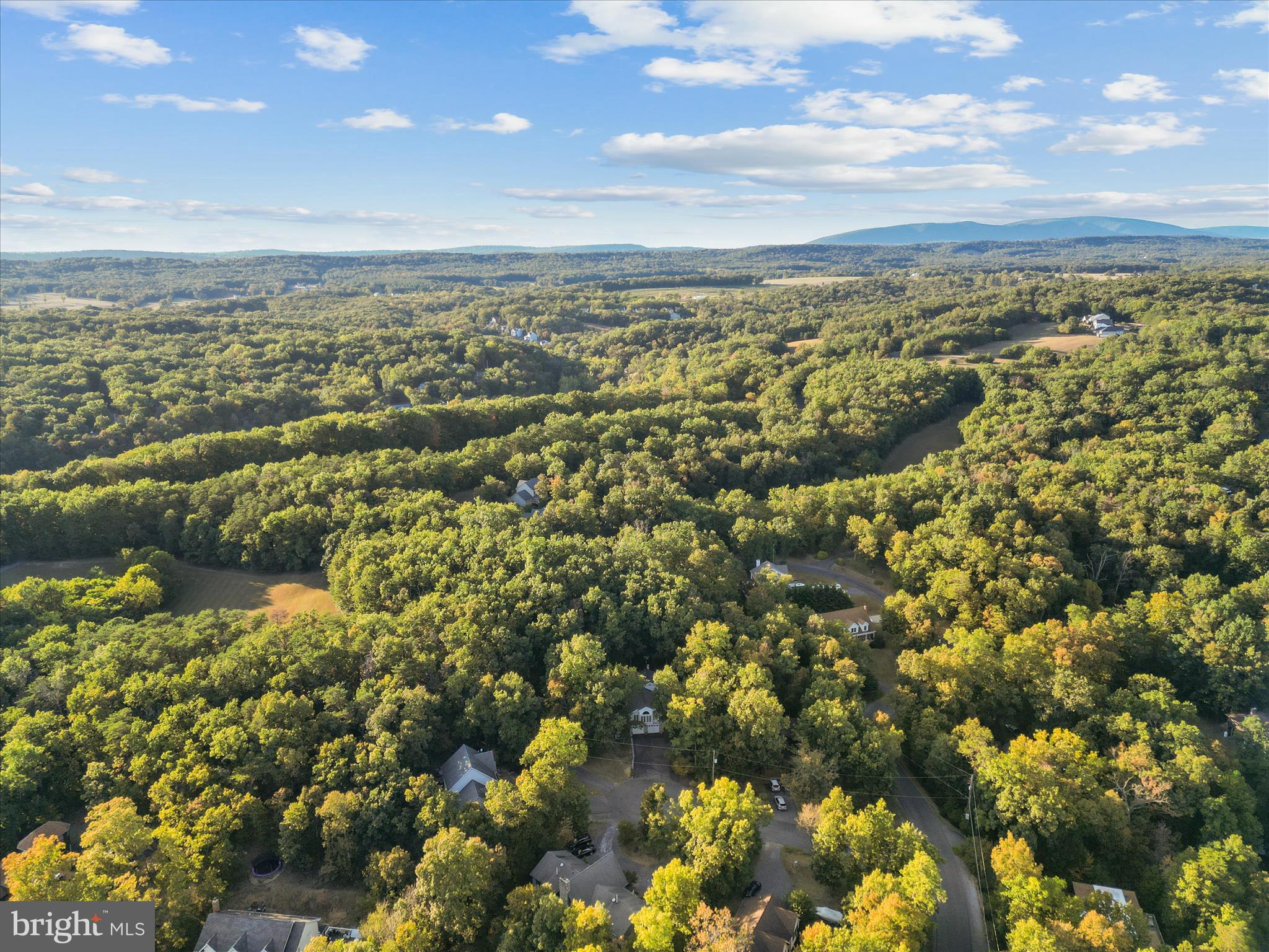 LAKE HOLIDAY ESTATES - Residential