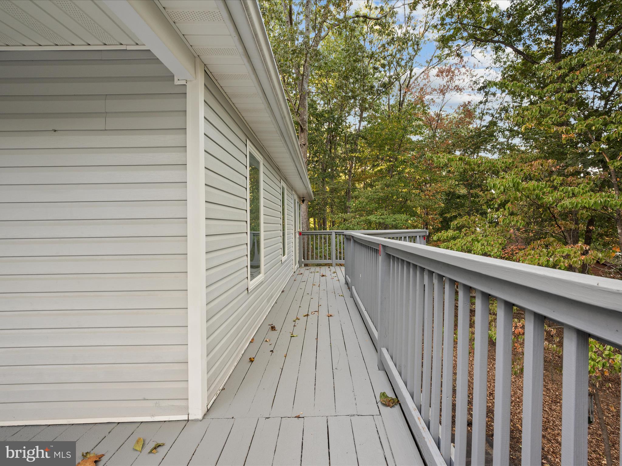 LAKE HOLIDAY ESTATES - Residential