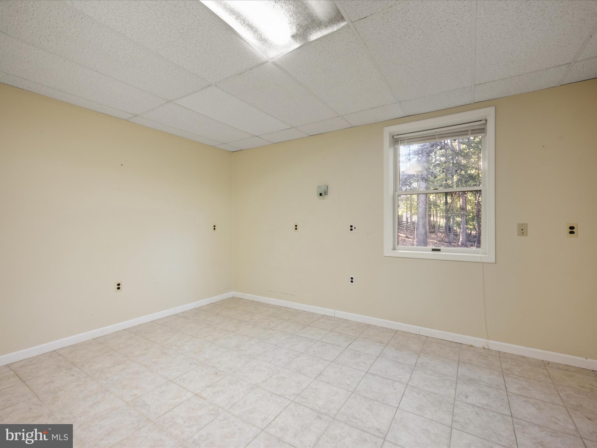 LAKE HOLIDAY ESTATES - Residential