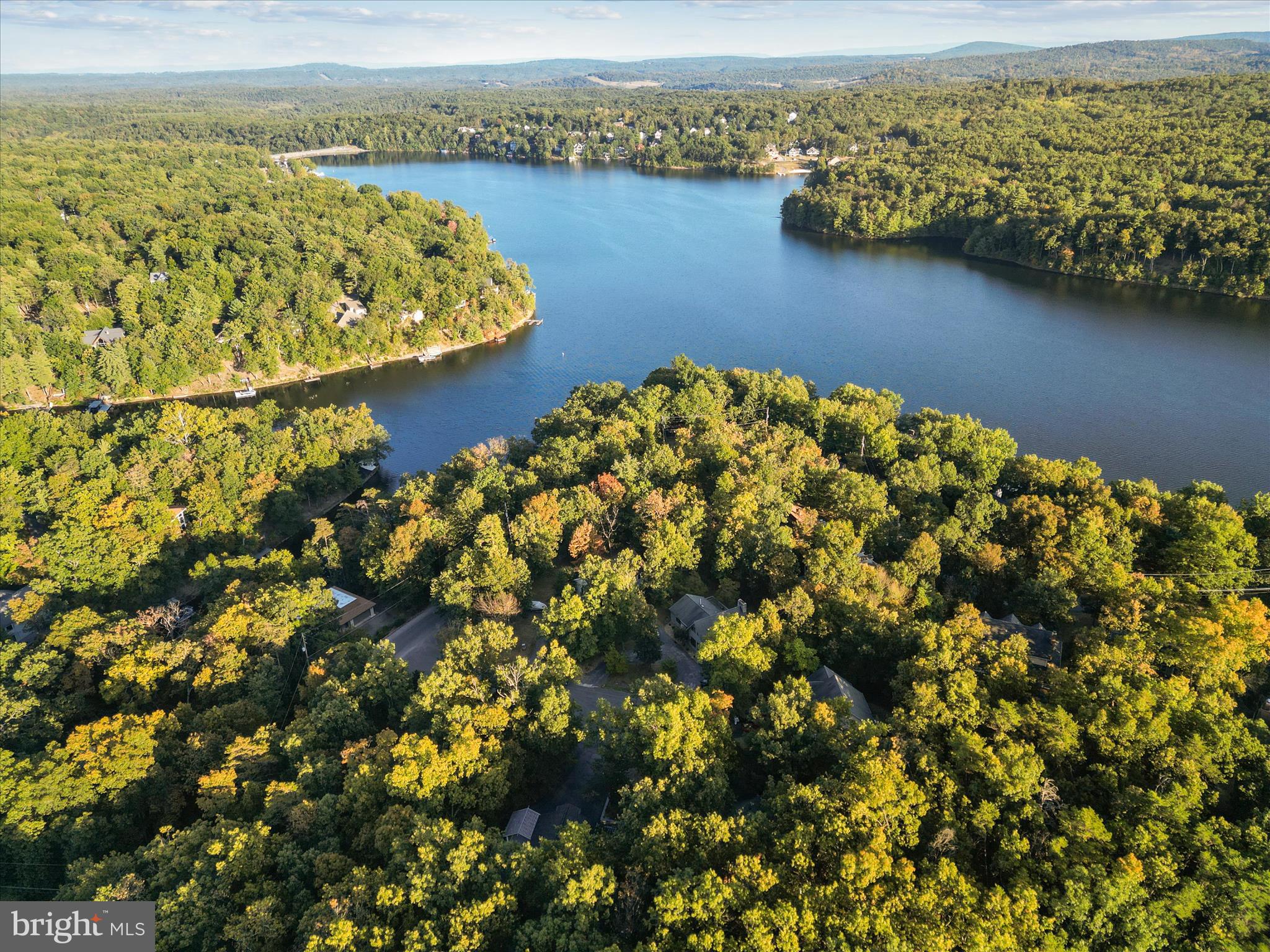 LAKE HOLIDAY ESTATES - Residential