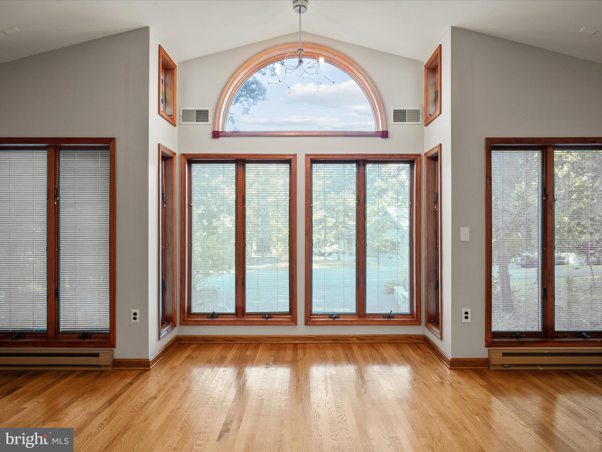 LAKE HOLIDAY ESTATES - Residential