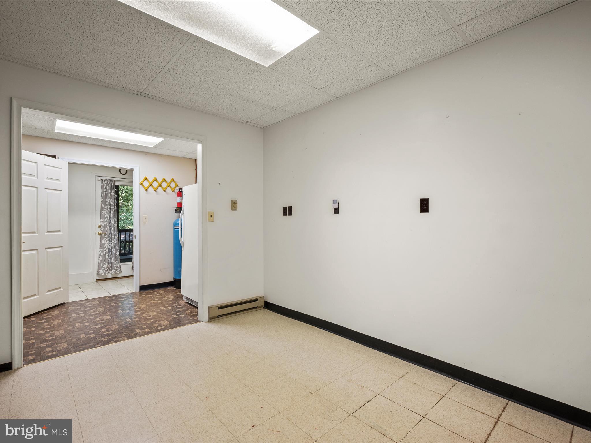 LAKE HOLIDAY ESTATES - Residential