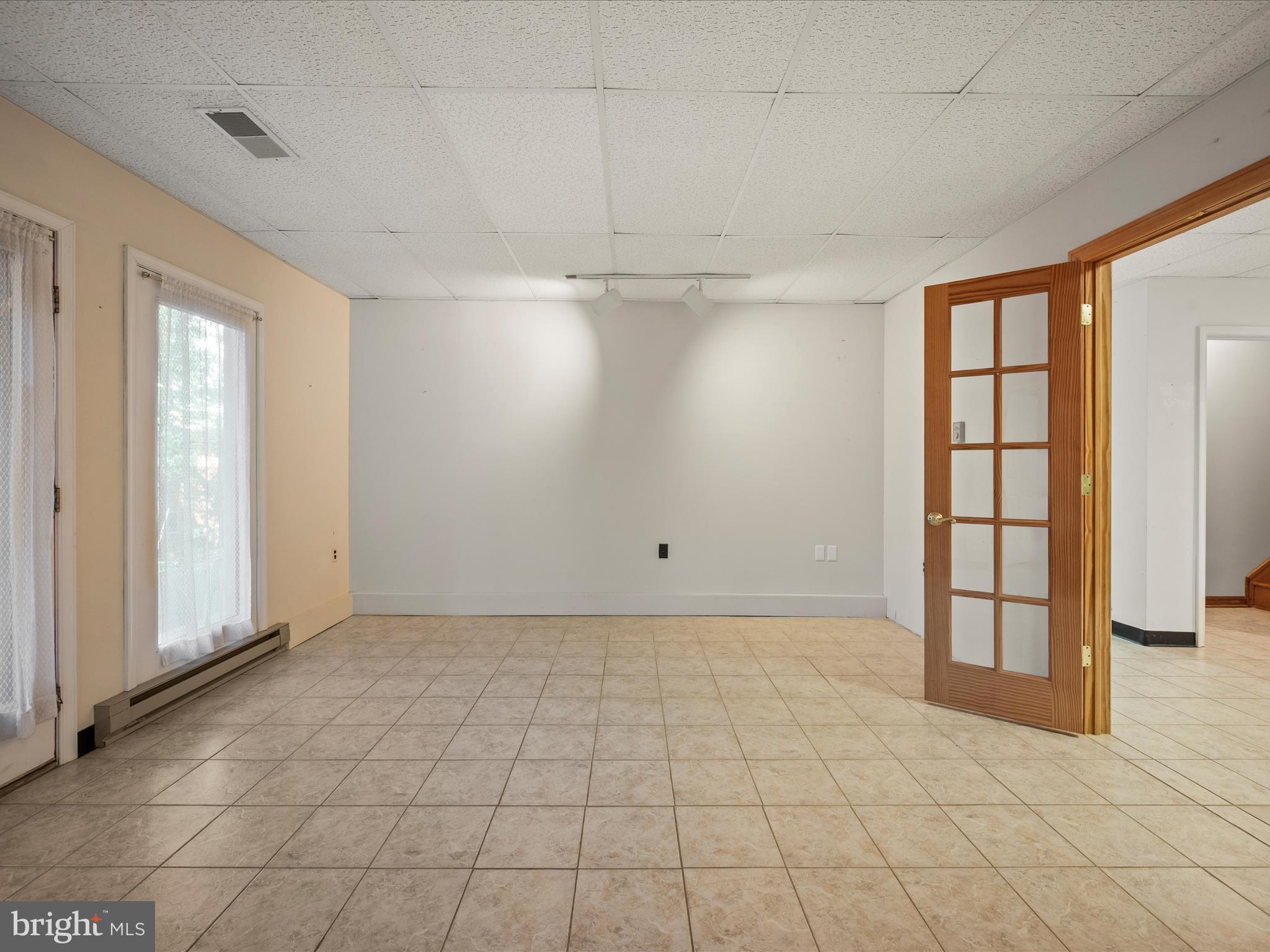 LAKE HOLIDAY ESTATES - Residential