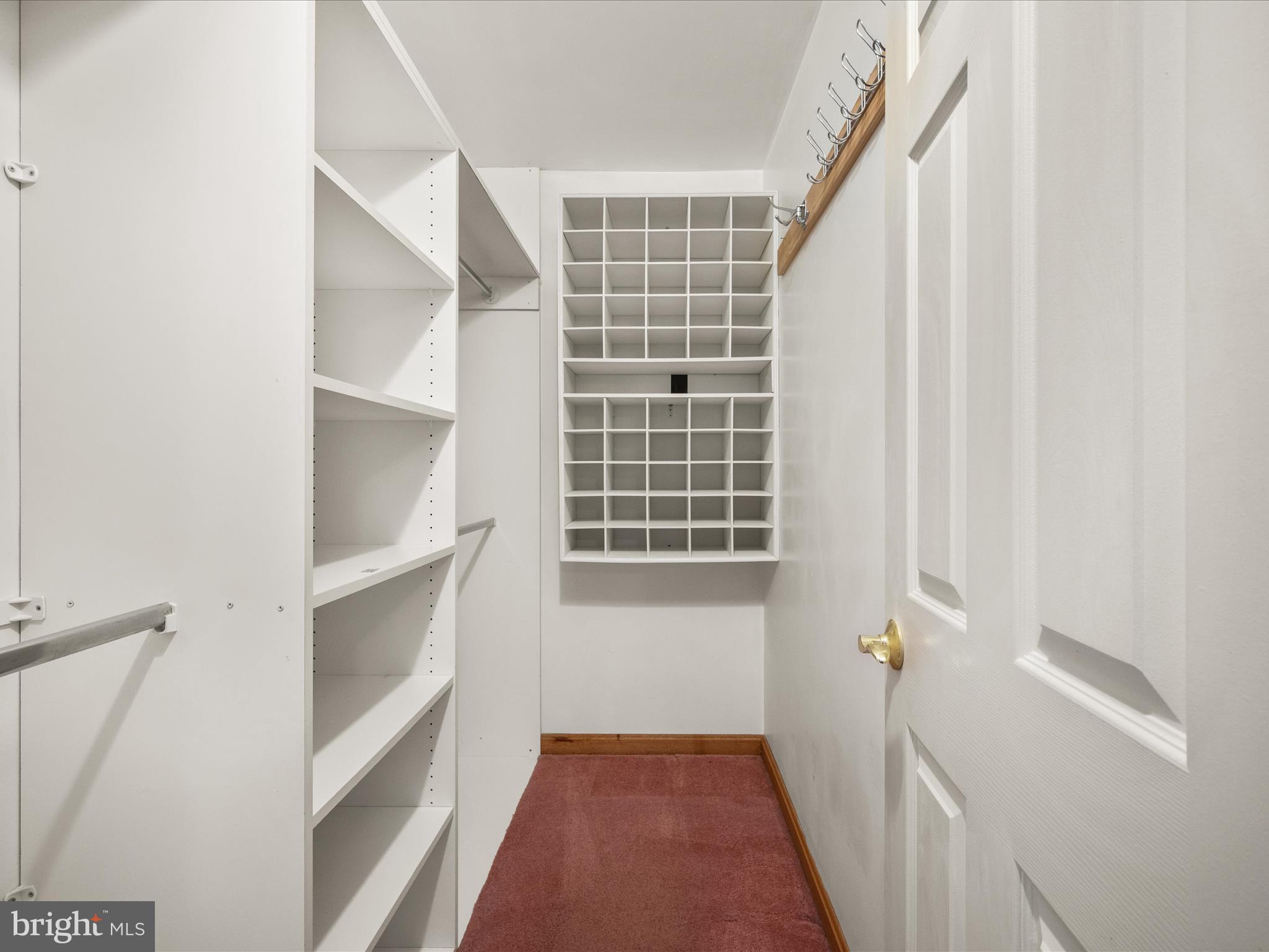 LAKE HOLIDAY ESTATES - Residential