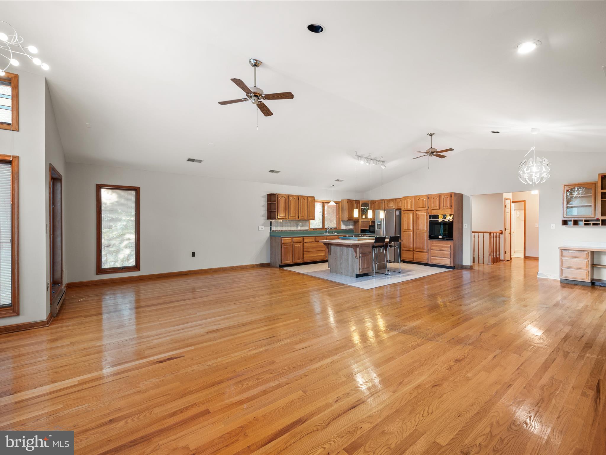 LAKE HOLIDAY ESTATES - Residential