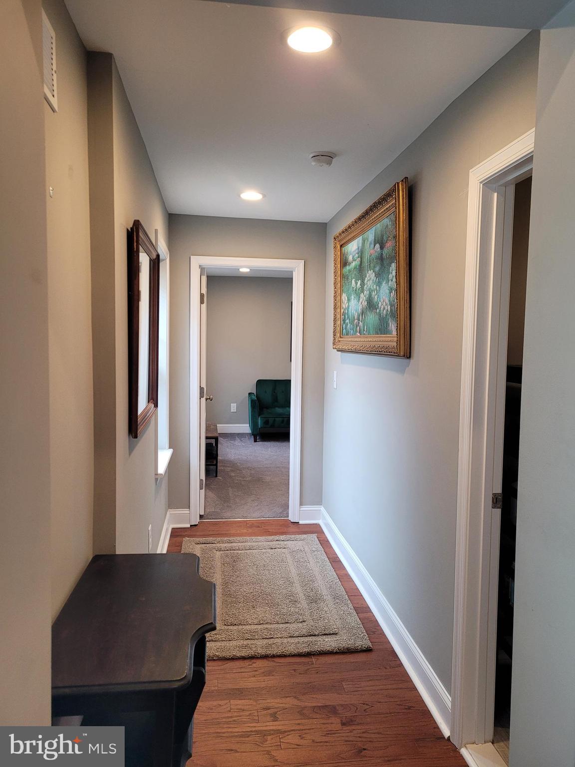 UNION SQUARE - Residential Lease