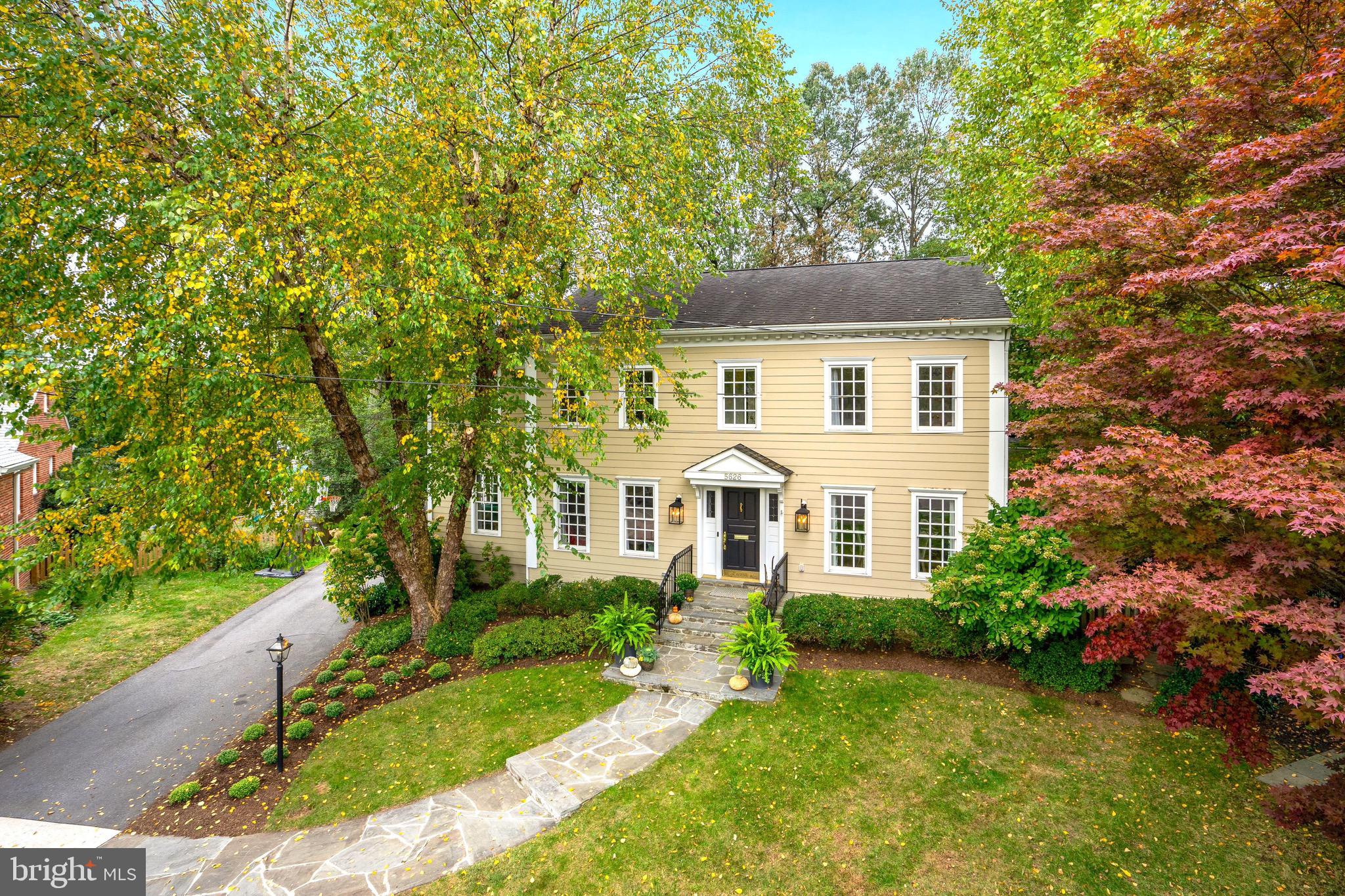 New price for this stunning Springfield home tucked on a charming cul-de-sac. This 5,500SF home has been beautifully updated and features 5 Bed + 4.5 Bath, huge owner's suite, custom built-ins throughout, grand family room with sunset views, and 2 car-garage, all on a 12,000SF lot. Designer finishes and professionally landscaped. Walkable to several schools, grocery stores, coffee and more!