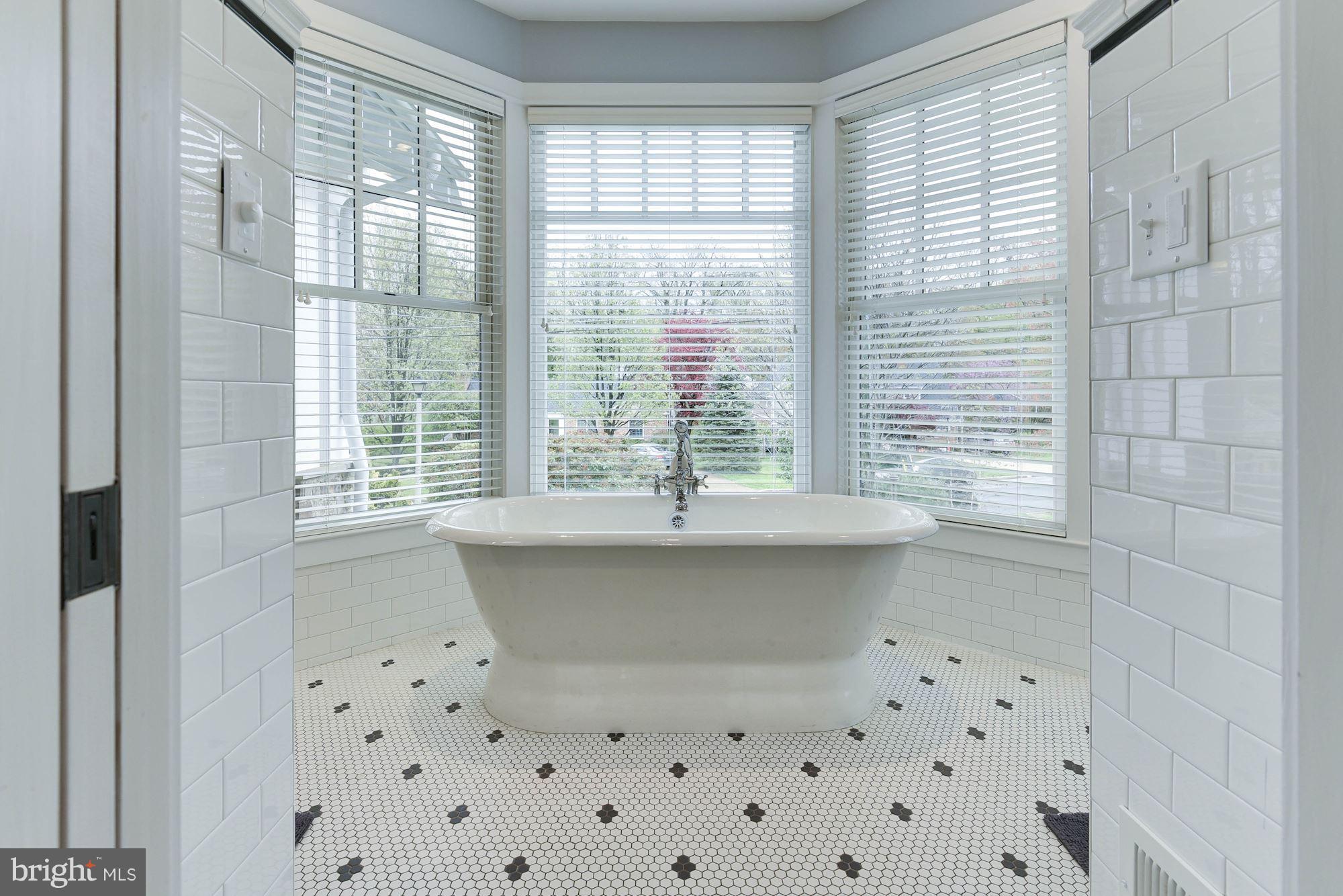 BROADMONT - Residential