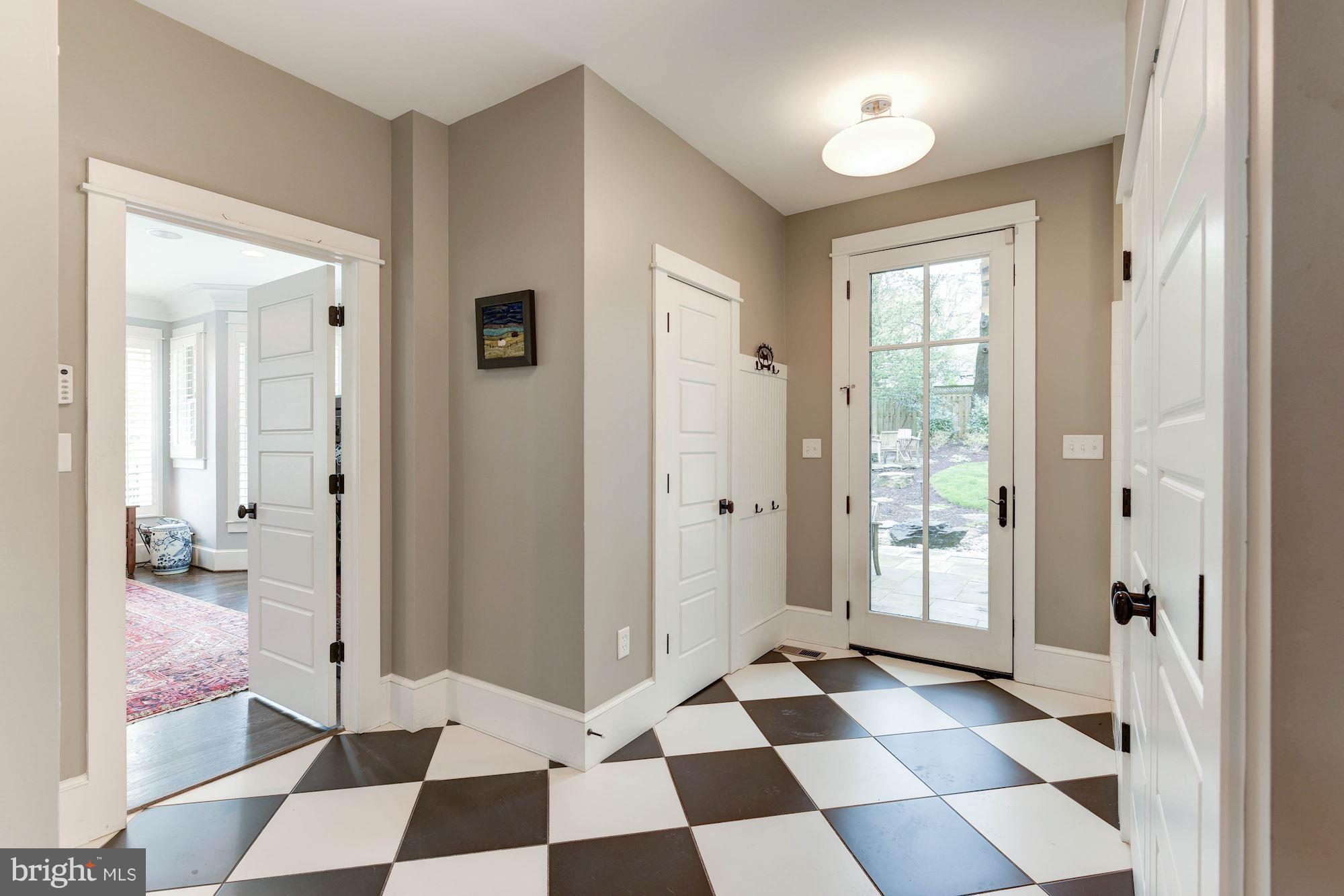 BROADMONT - Residential