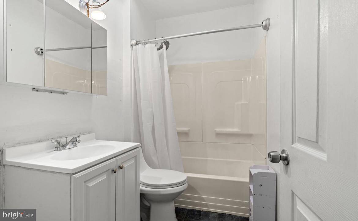 TACONY - Residential Lease