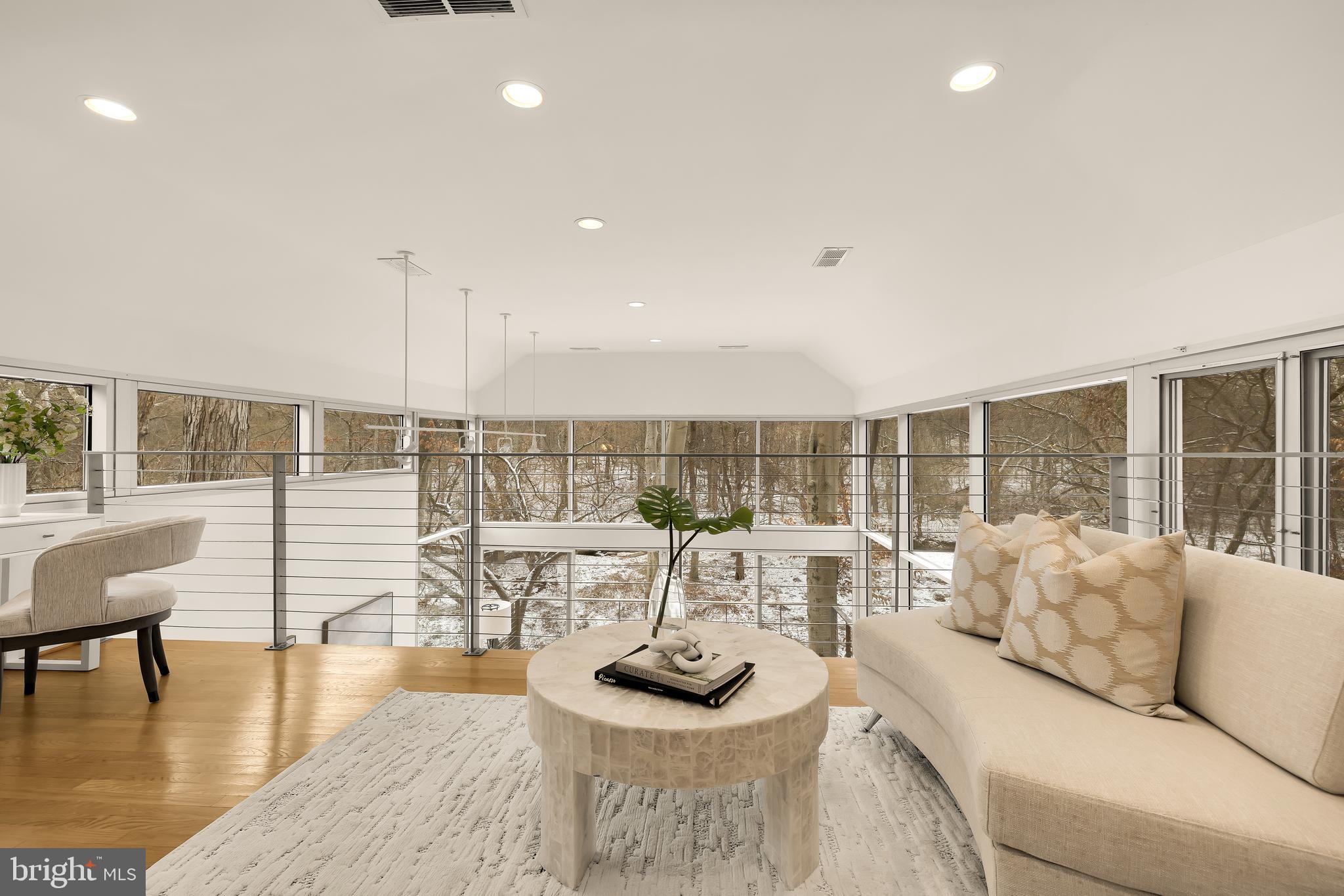 WESTMORELAND HILLS - Residential