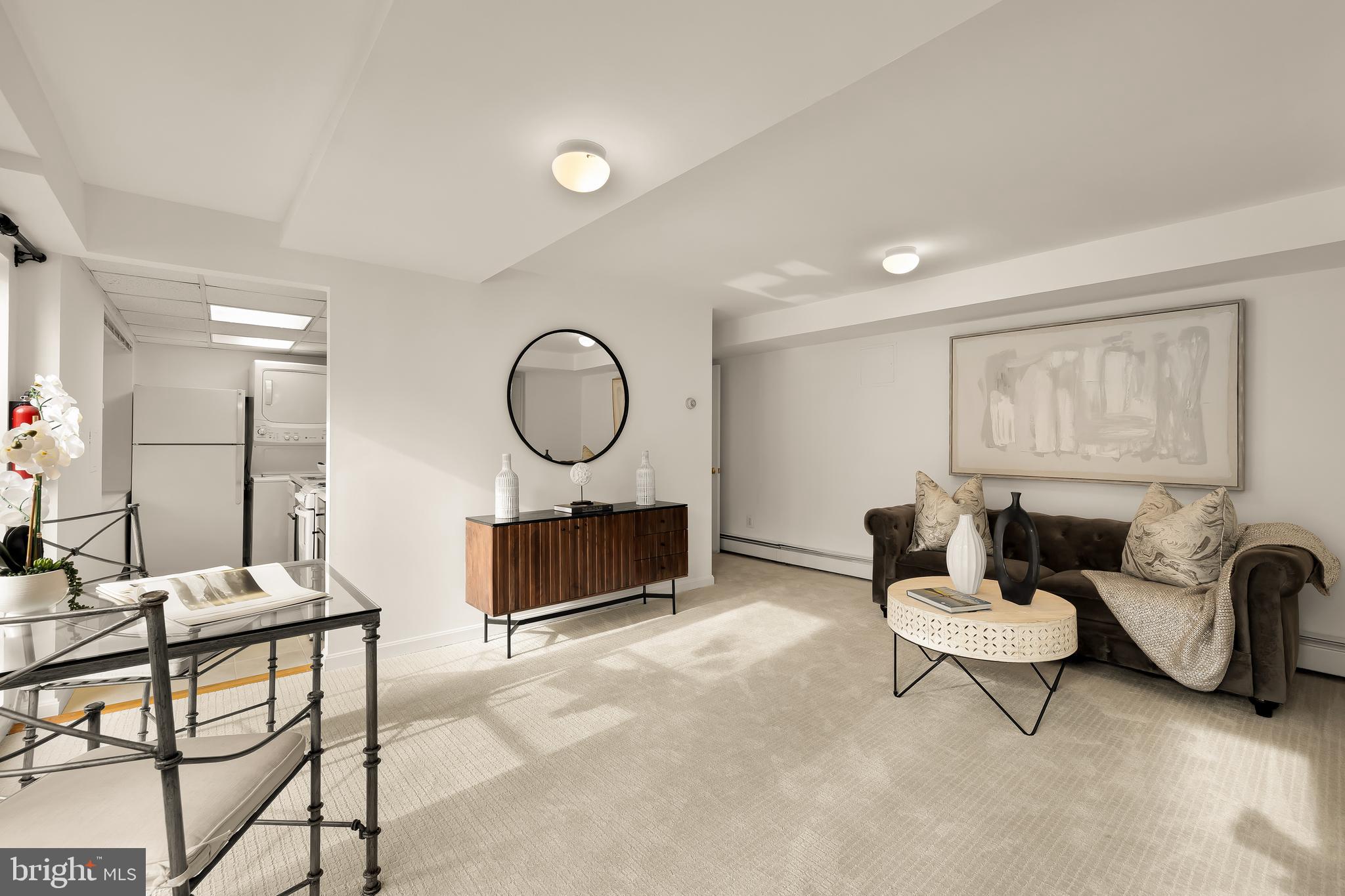 WESTMORELAND HILLS - Residential