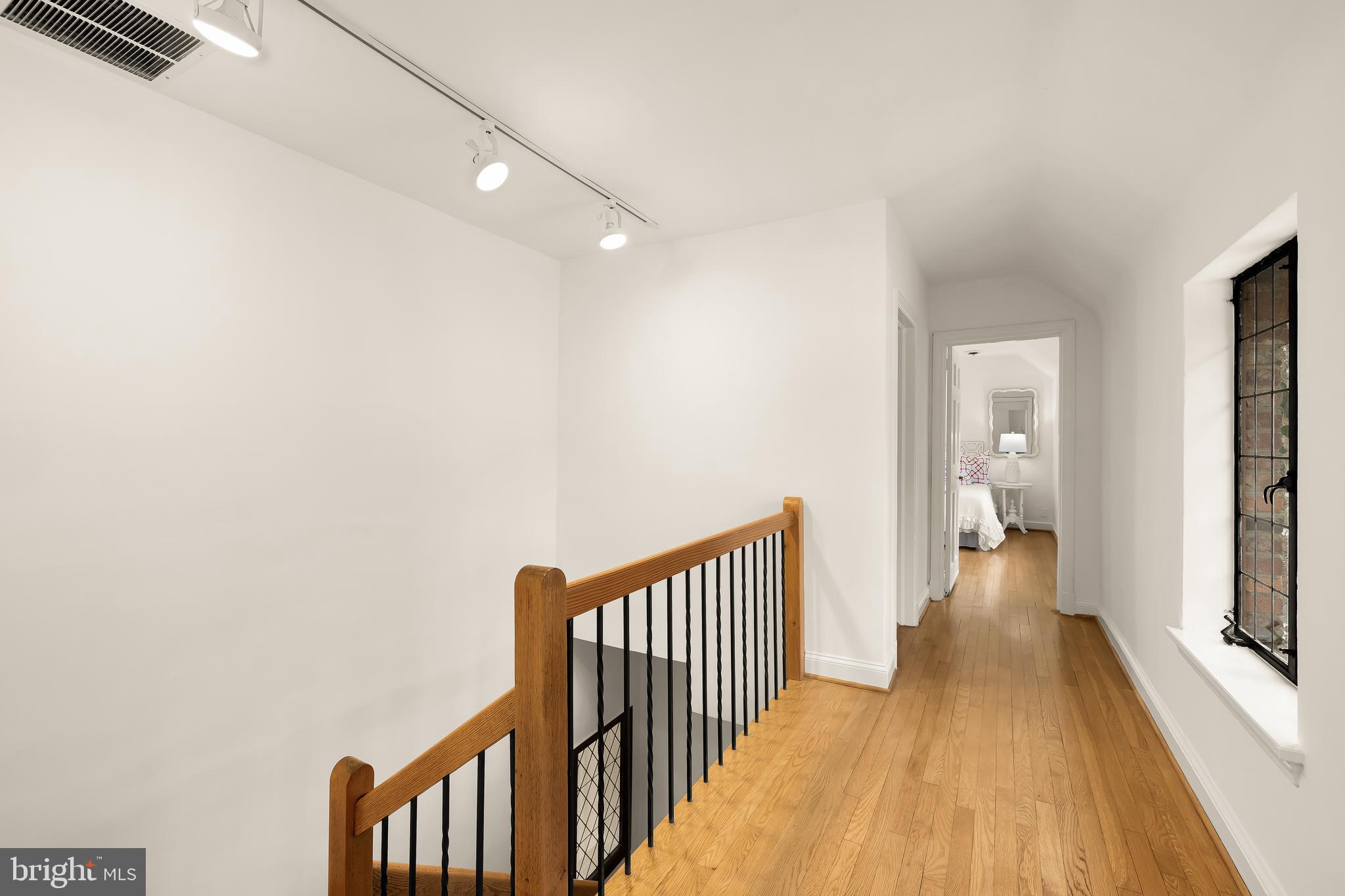 WESTMORELAND HILLS - Residential