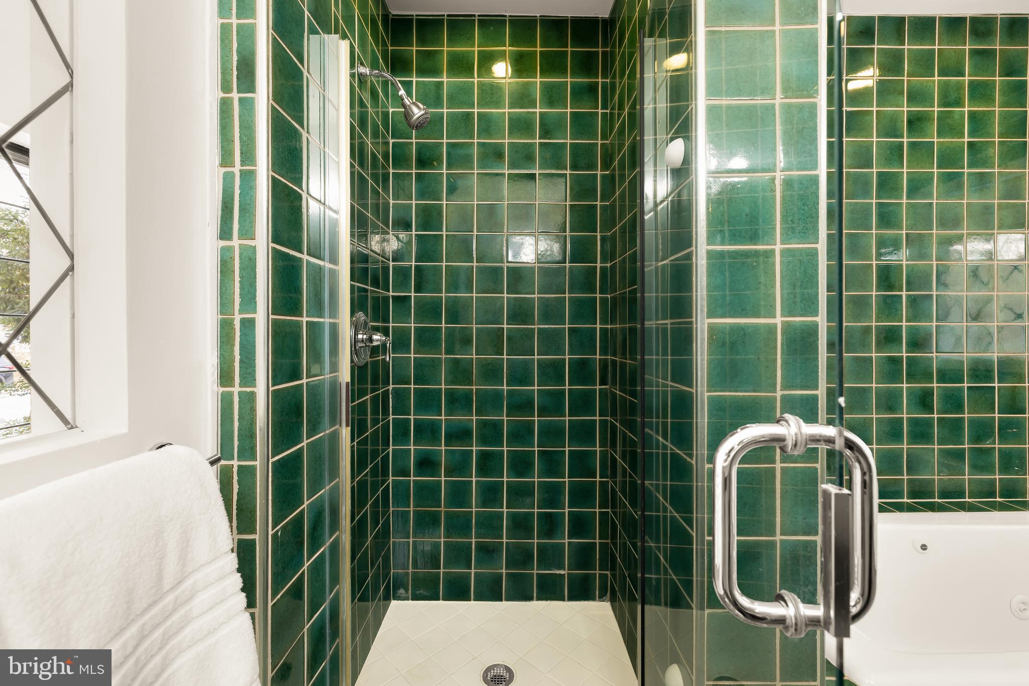 WESTMORELAND HILLS - Residential