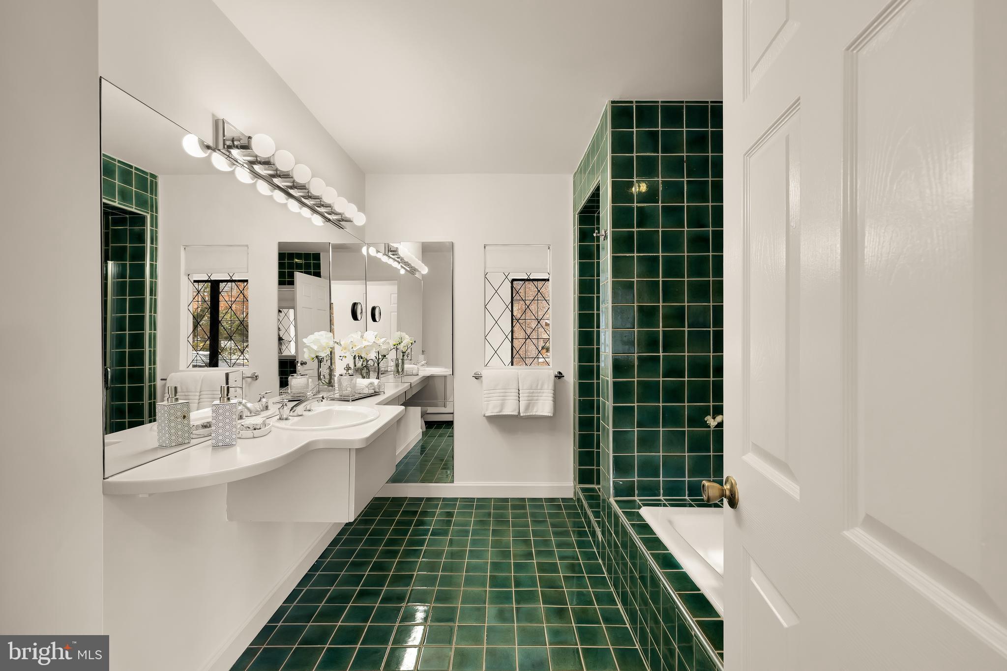 WESTMORELAND HILLS - Residential