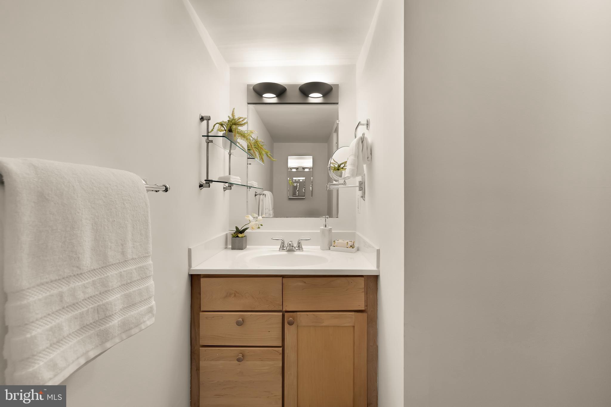 WESTMORELAND HILLS - Residential