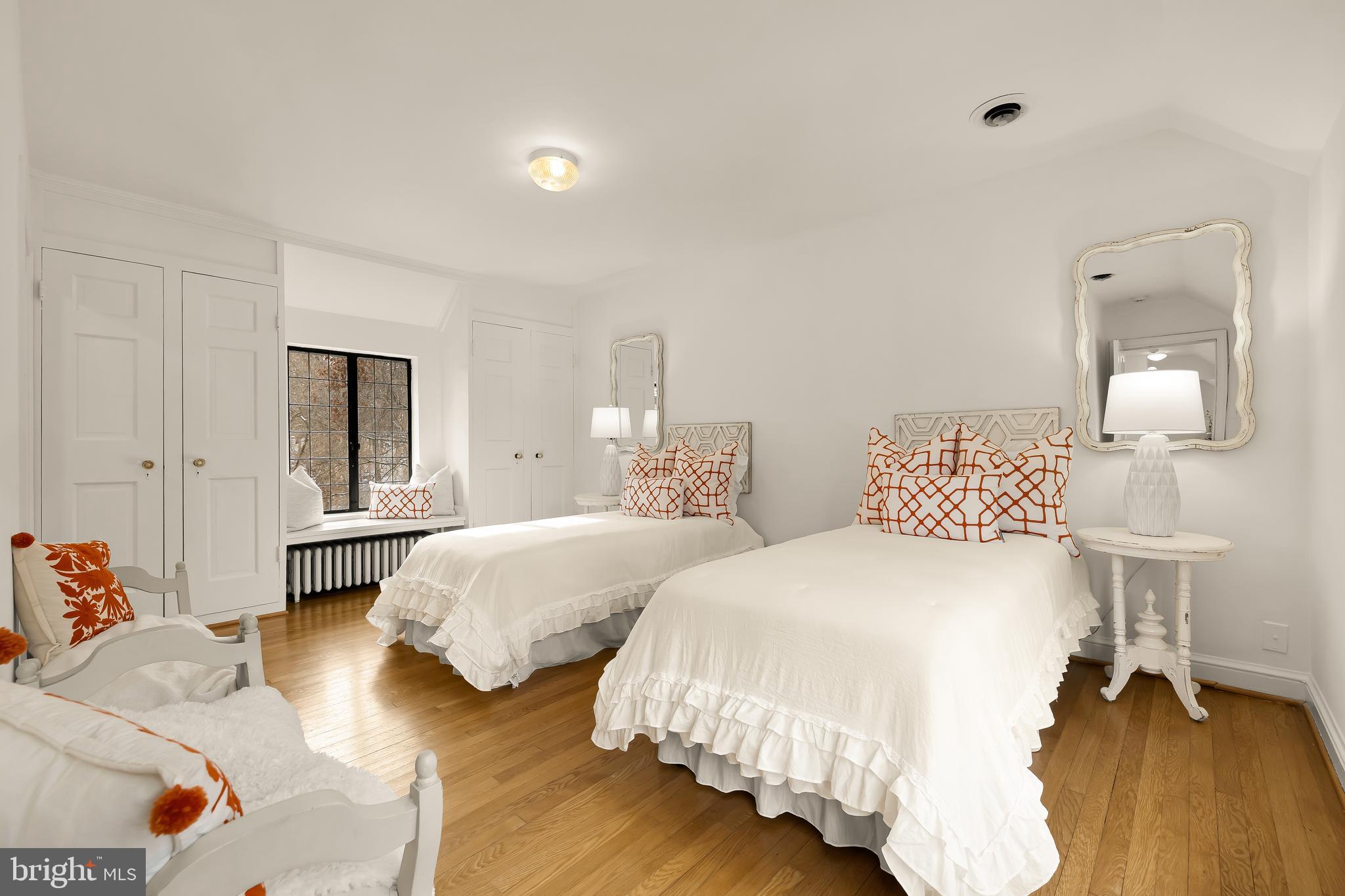 WESTMORELAND HILLS - Residential