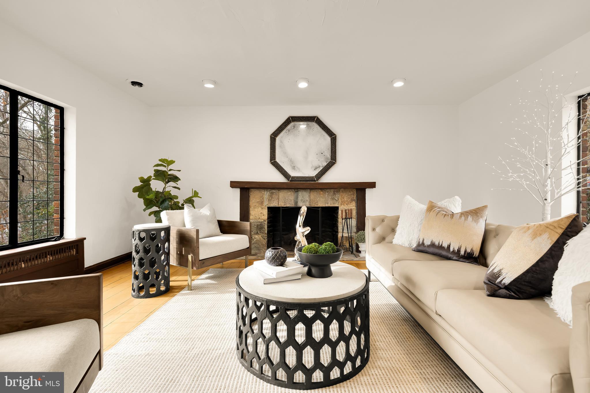 WESTMORELAND HILLS - Residential