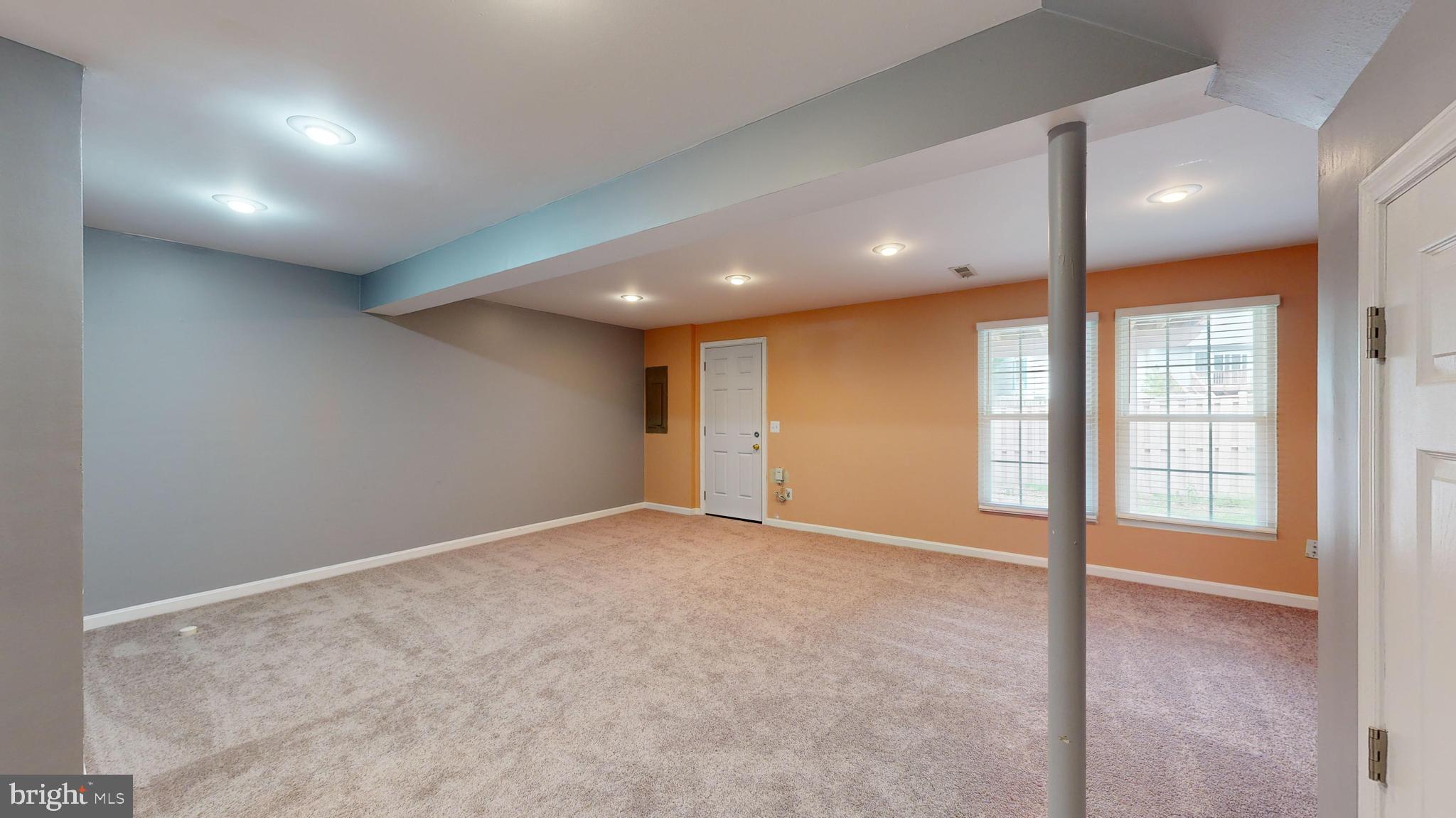 CENTRE RIDGE - Residential Lease