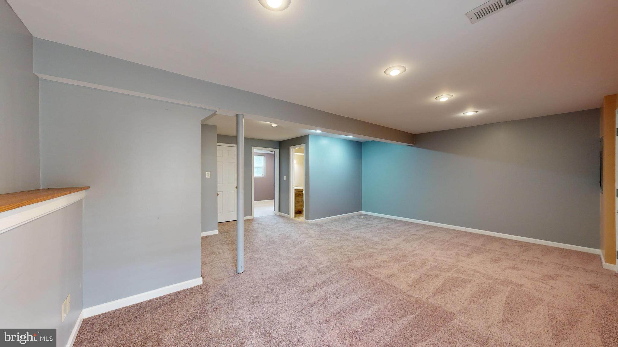 CENTRE RIDGE - Residential Lease