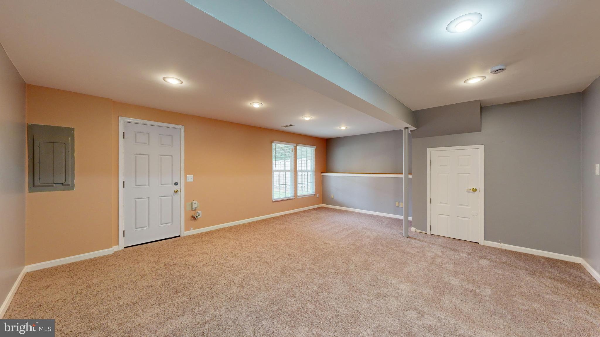 CENTRE RIDGE - Residential Lease