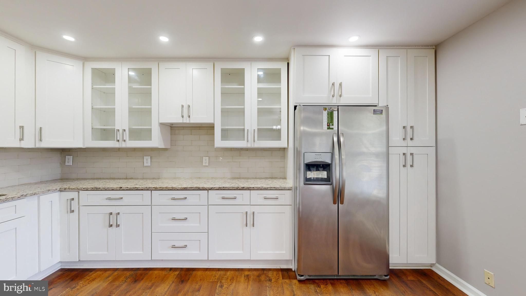 CENTRE RIDGE - Residential Lease