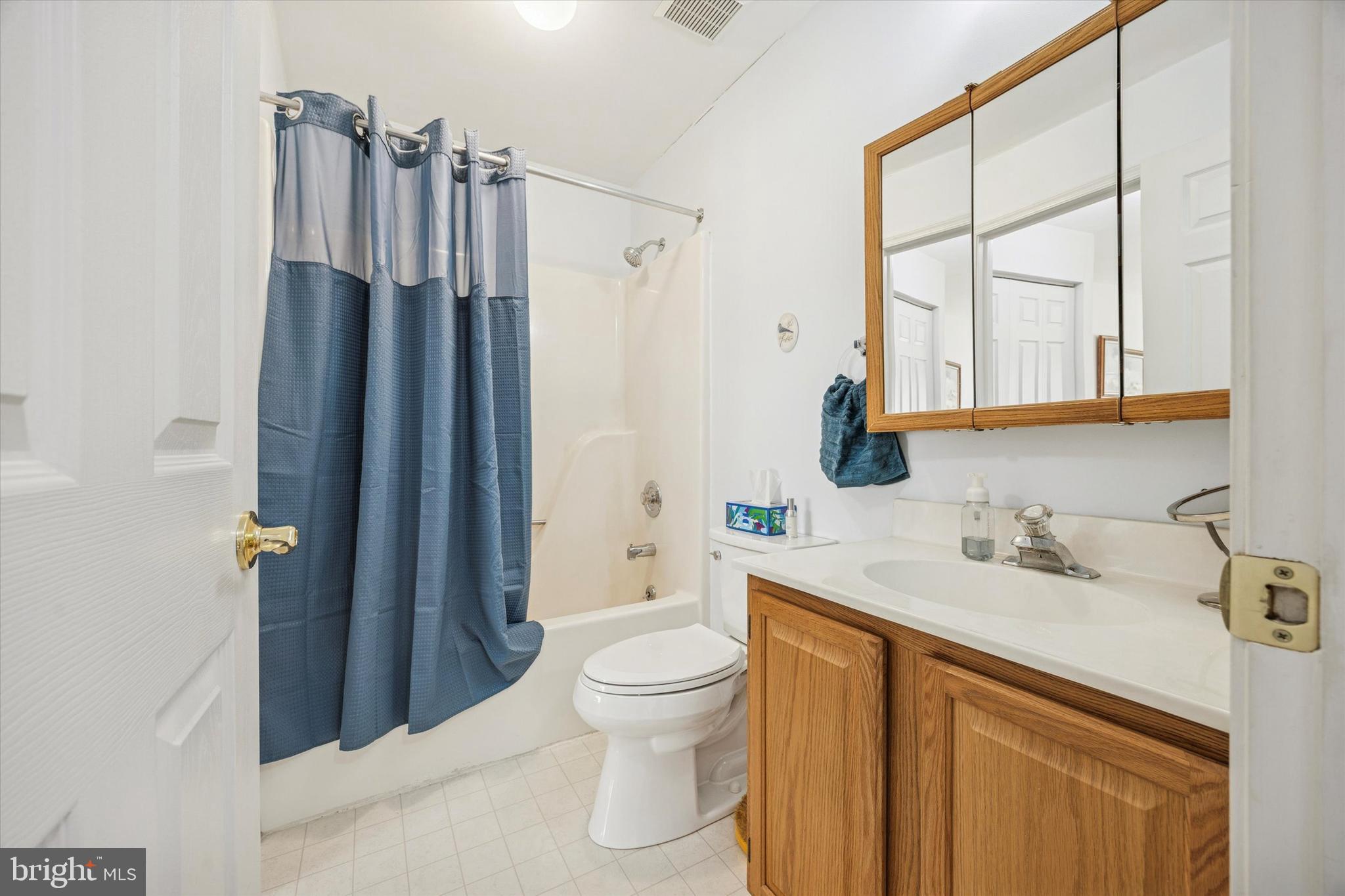 STRAWBERRY FIELDS - Residential