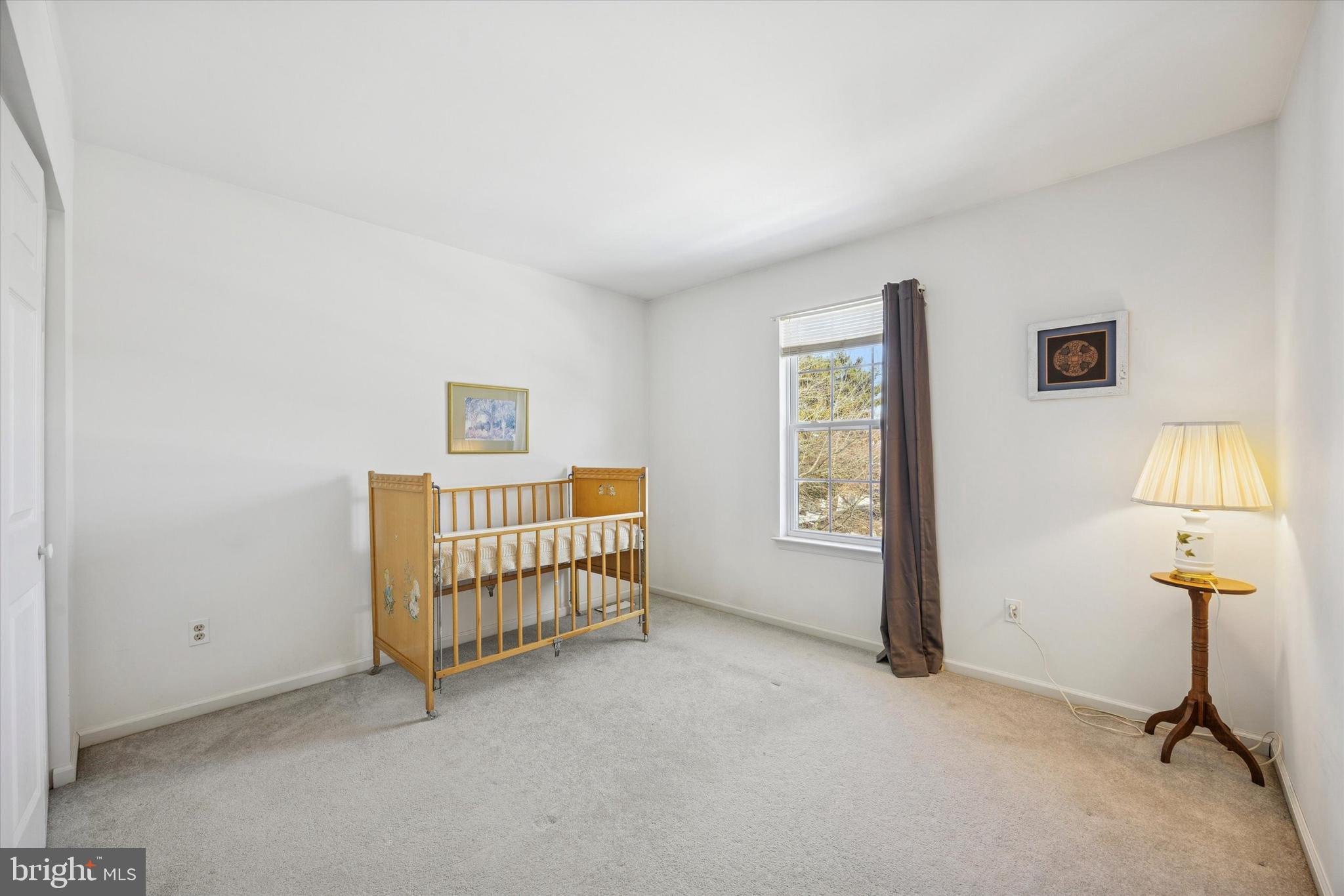 STRAWBERRY FIELDS - Residential