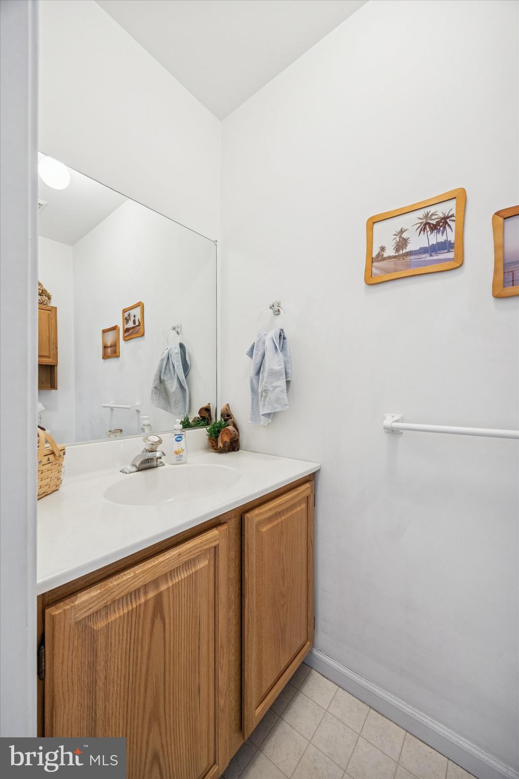 STRAWBERRY FIELDS - Residential