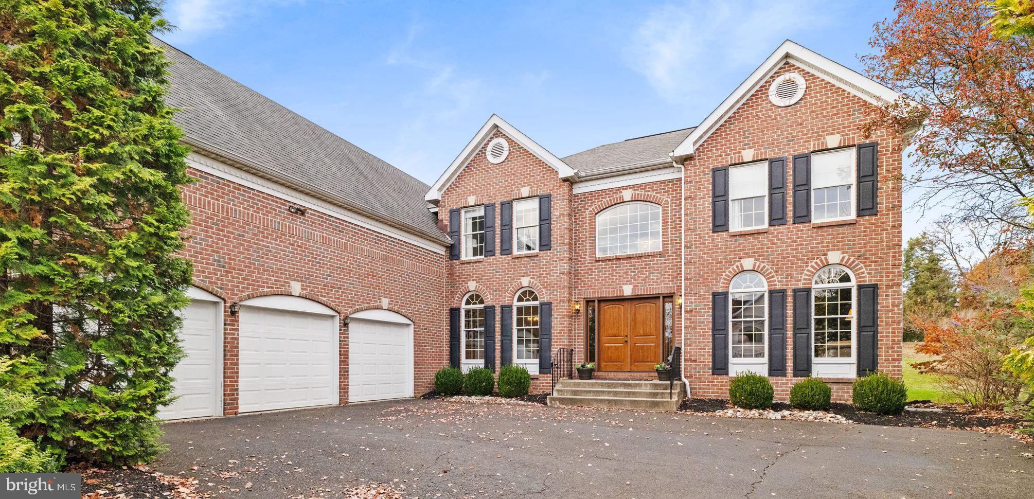 BLUE BELL CC - Residential