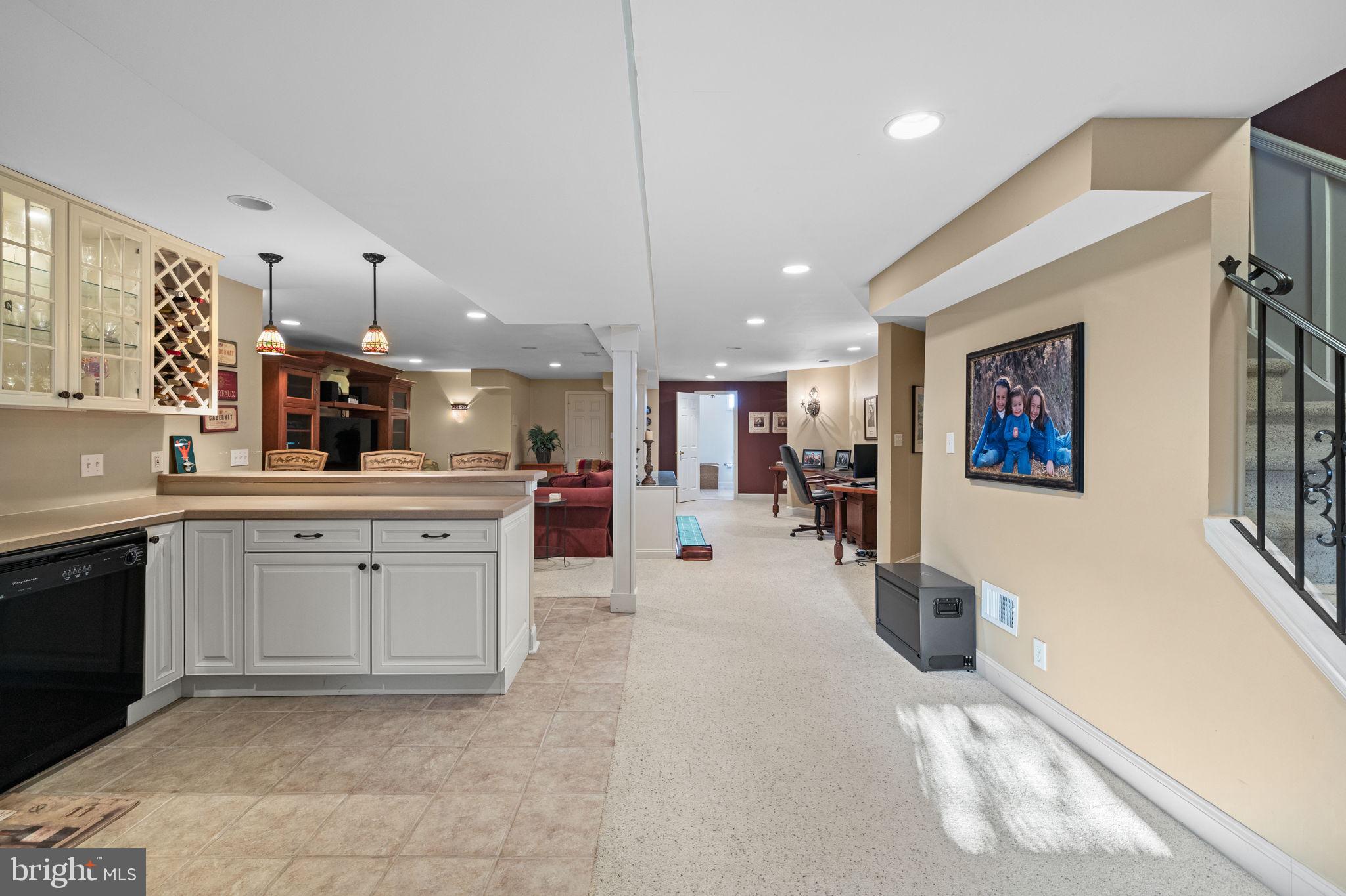 BLUE BELL CC - Residential