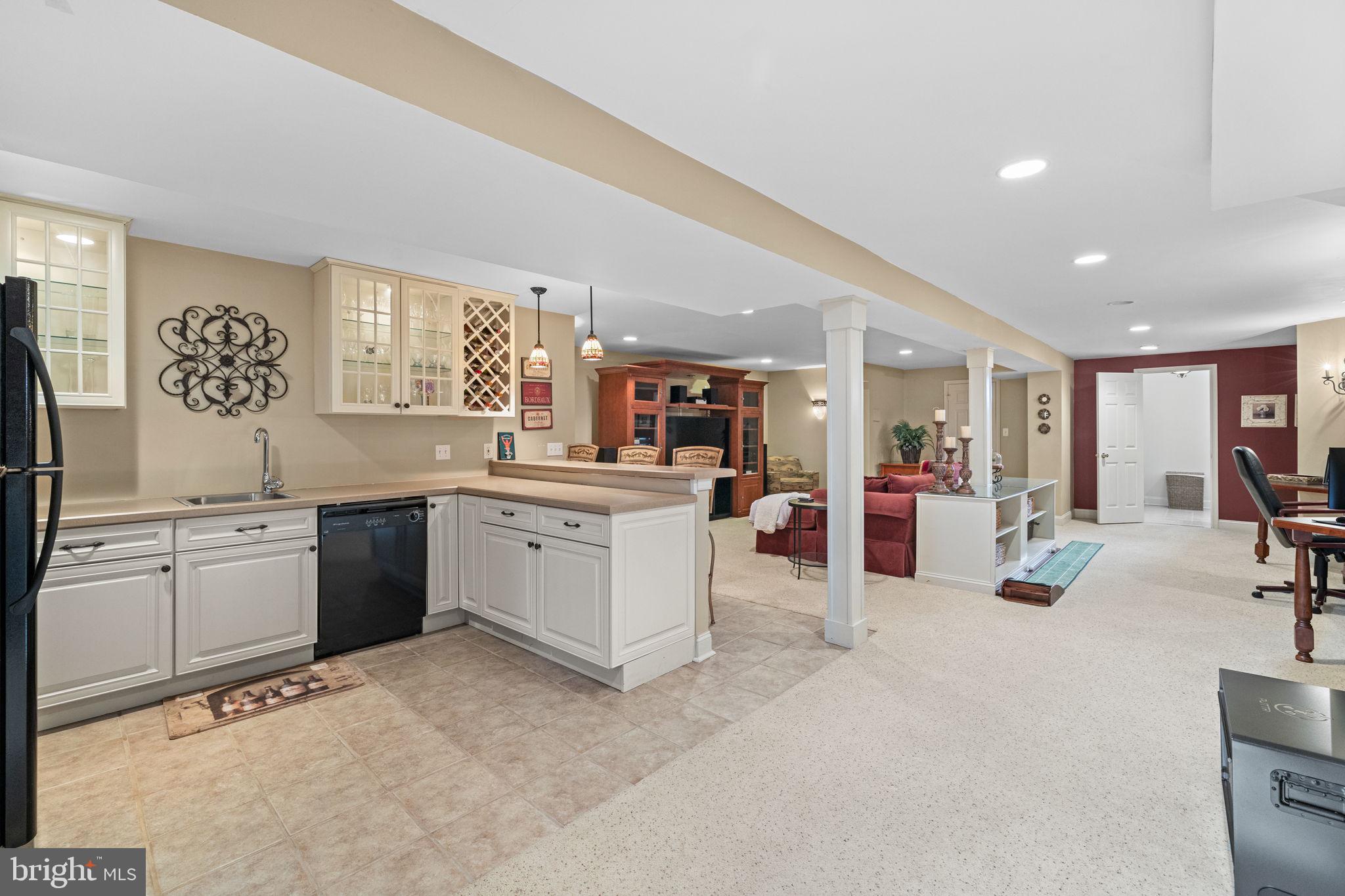 BLUE BELL CC - Residential