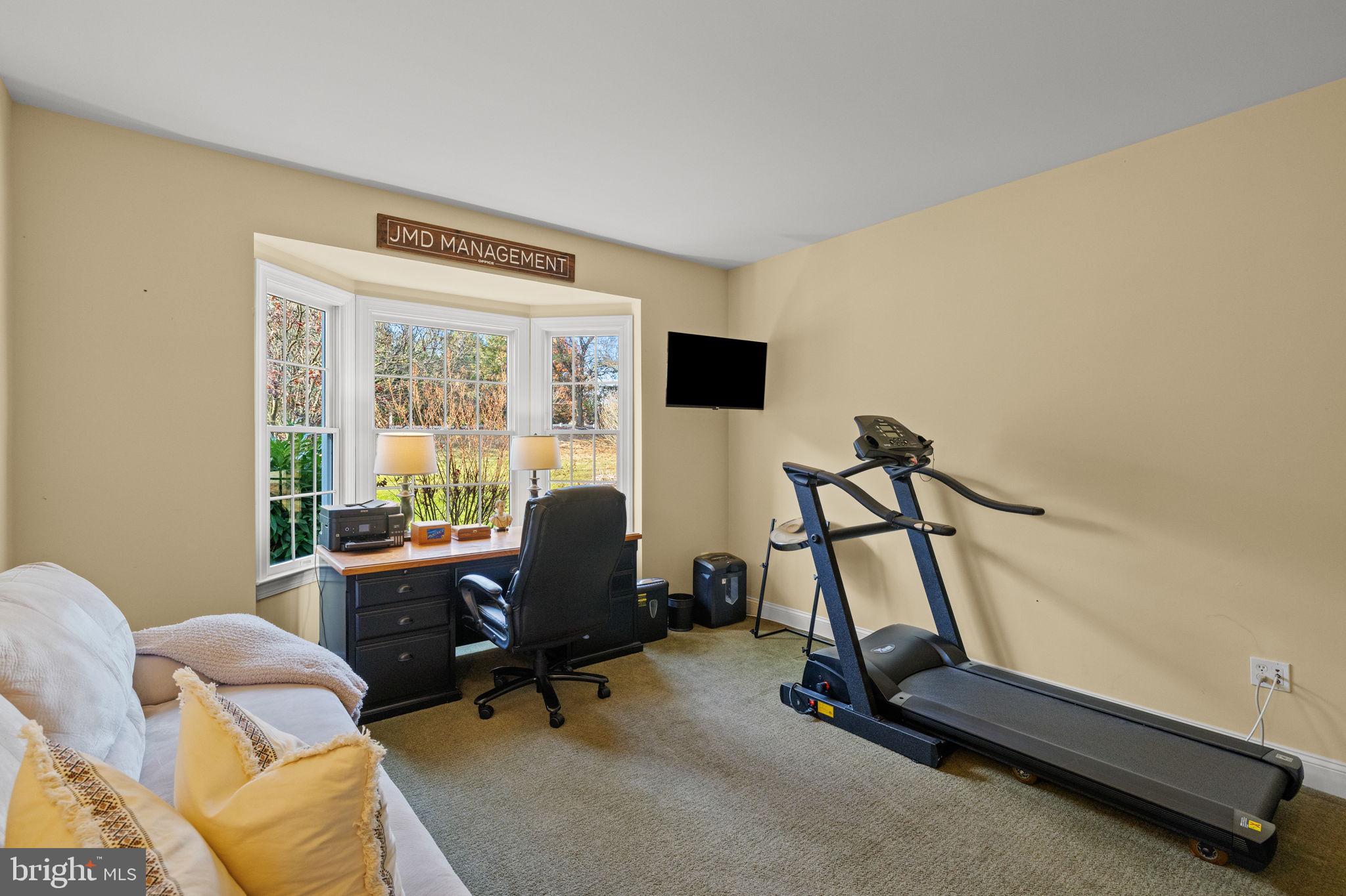 BLUE BELL CC - Residential