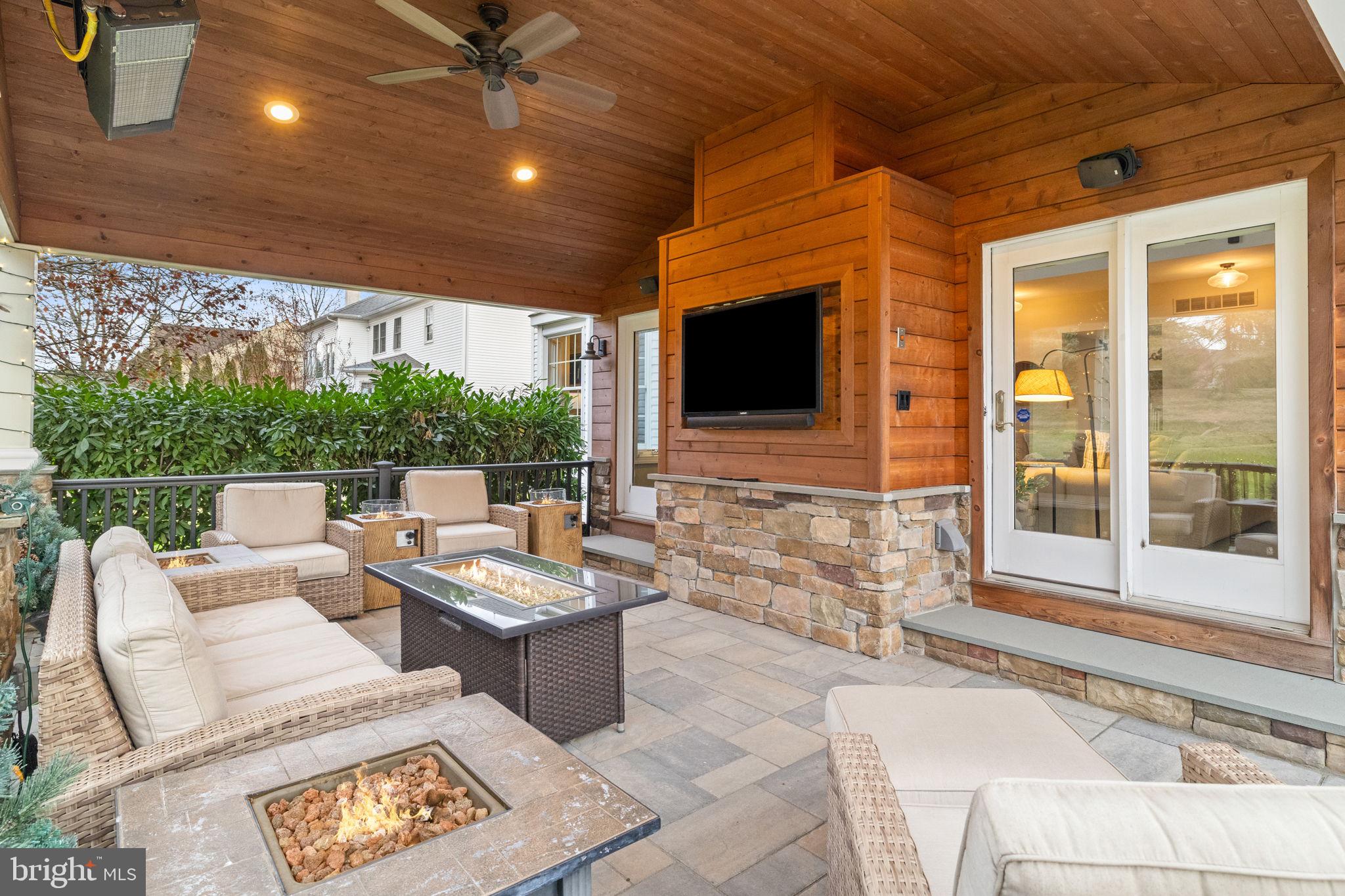 BLUE BELL CC - Residential