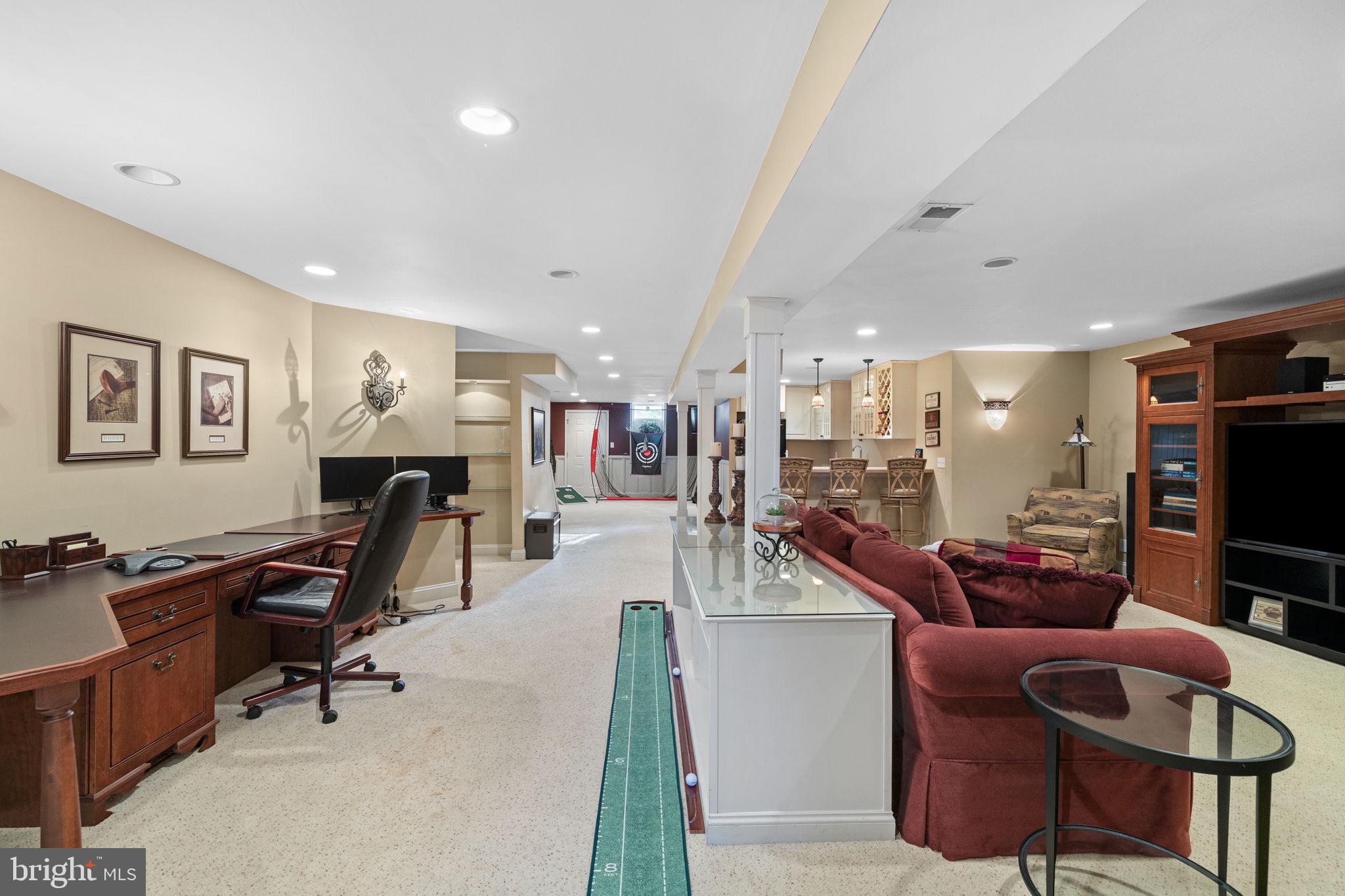 BLUE BELL CC - Residential