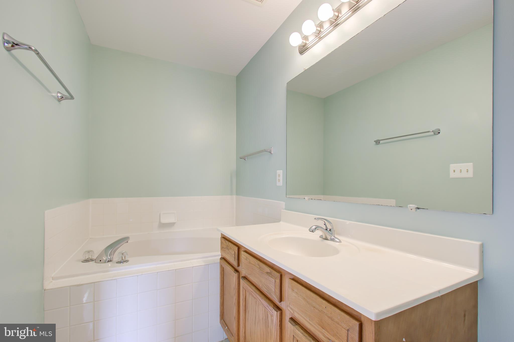 FOXBOROUGH - Residential Lease